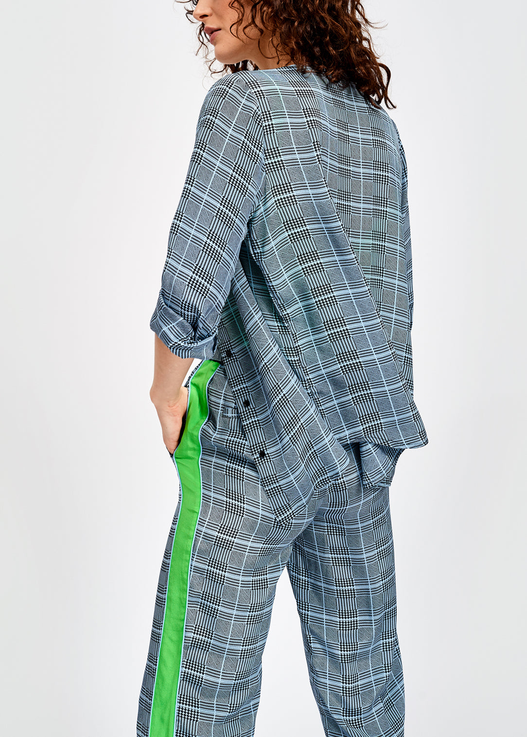 Large check blue print blouse with contrasting stripe RE—SSENTIEL | Essentiel second hand