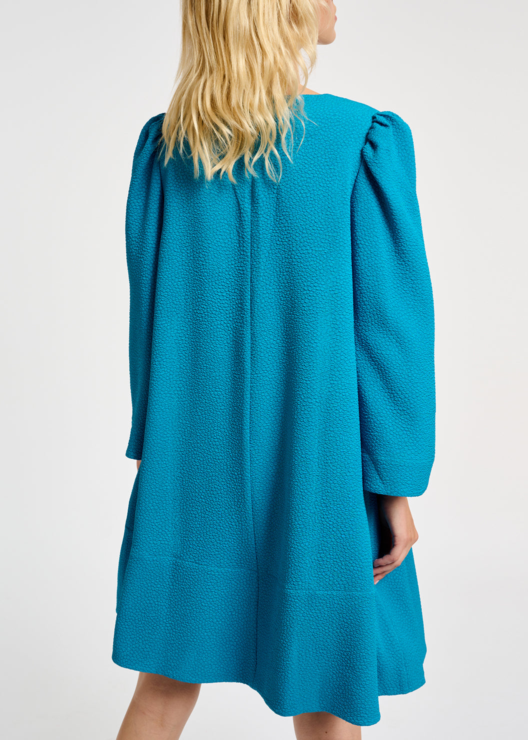 Mini-robe bleue à manches trompettes RE—SSENTIEL | Essentiel second hand