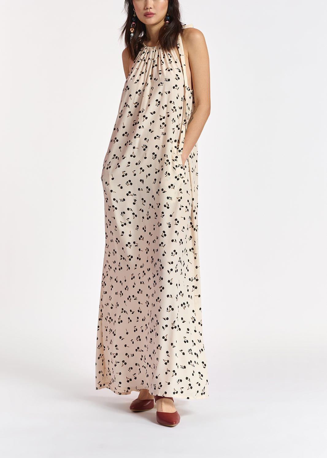 Off-white halter neck maxi dress with cherry print RE—SSENTIEL | Essentiel second hand