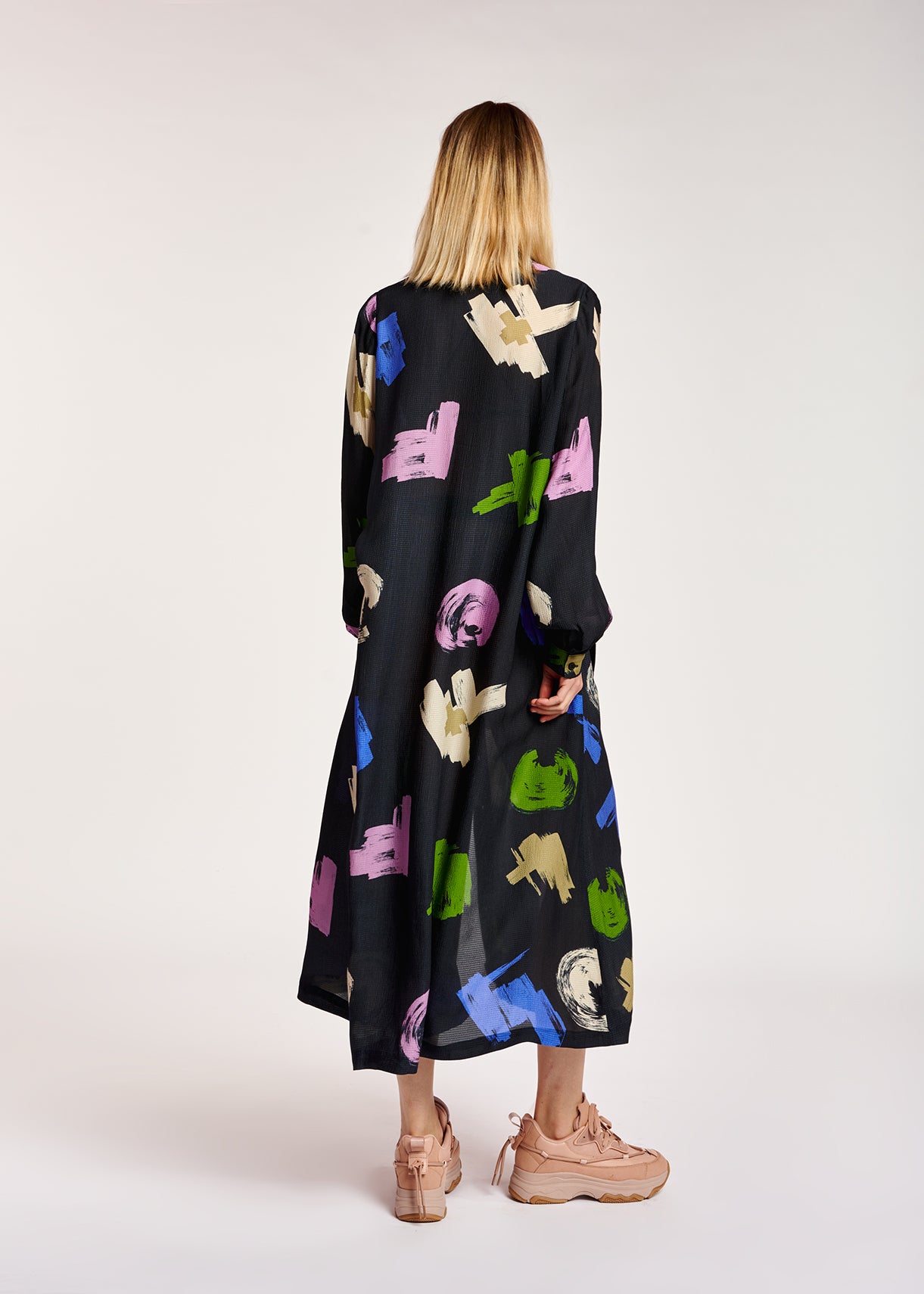 Robe chemise maxi bleue à imprimé graphique RE—SSENTIEL | Essentiel second hand