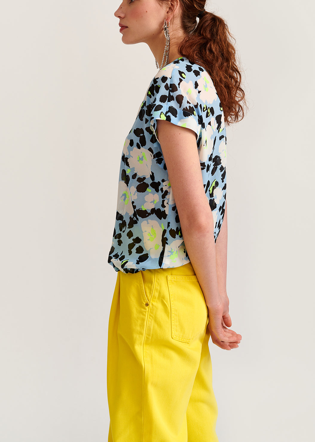 Top bleu pâle à imprimé floral RE—SSENTIEL | Essentiel second hand