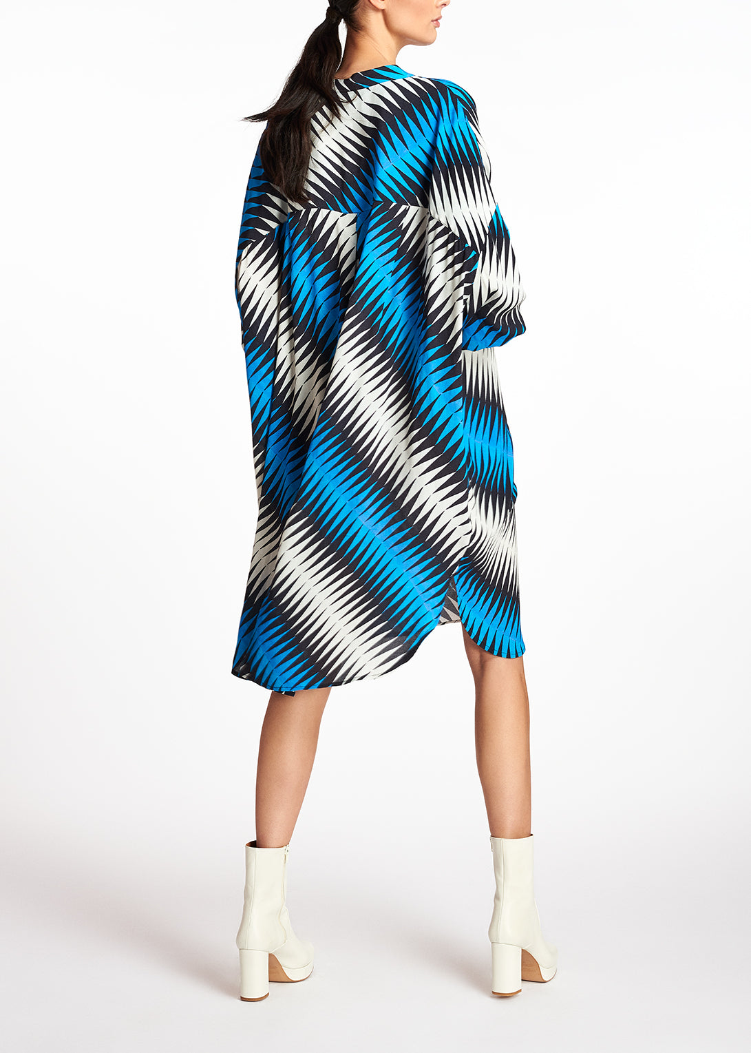 Blue, black and white graphic print knee-length dress RE—SSENTIEL | Essentiel second hand