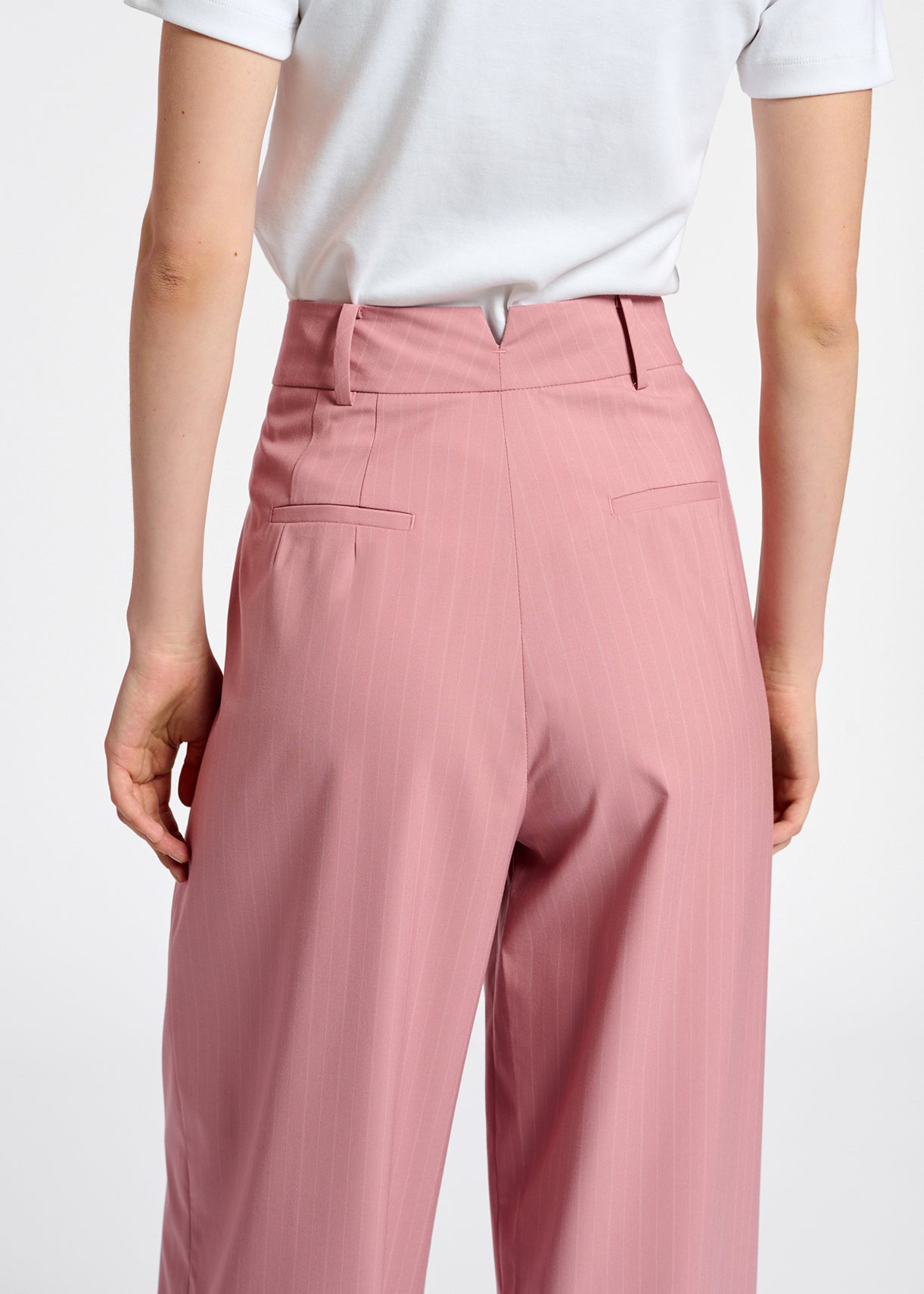 Pink pinstriped tailored pants RE—SSENTIEL | Essentiel second hand