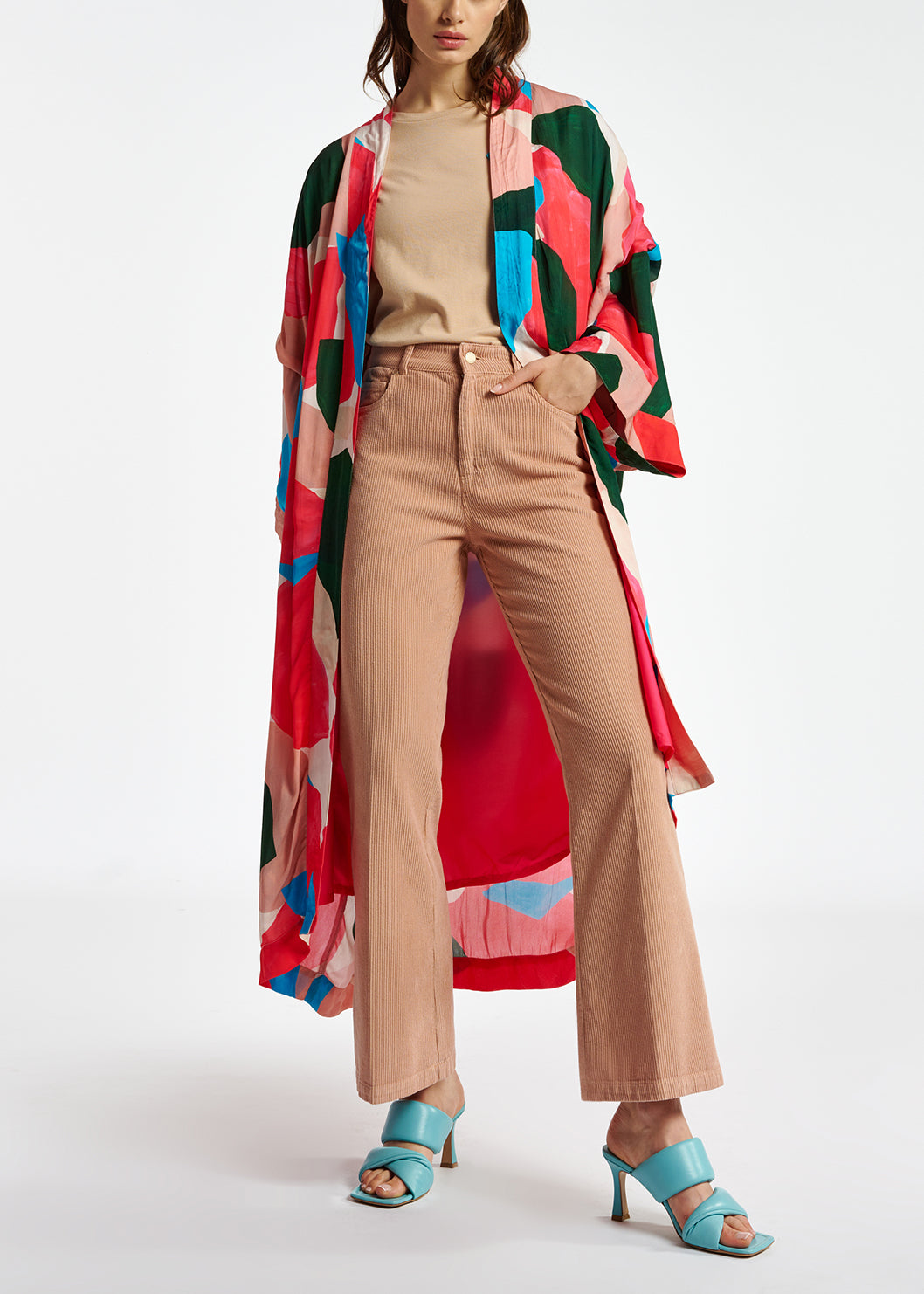 Vintage roze fluwelen broek met uitlopende pijpen RE—SSENTIEL | Essentiel second hand