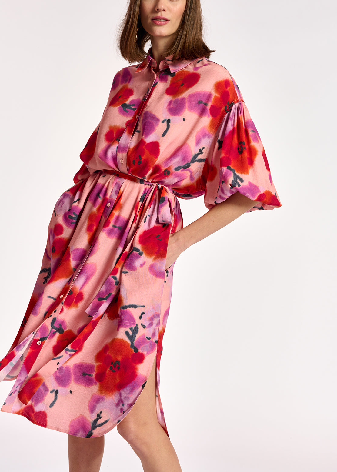 Robe chemise à fleurs rose clair, rouge et pourpre RE—SSENTIEL | Essentiel second hand