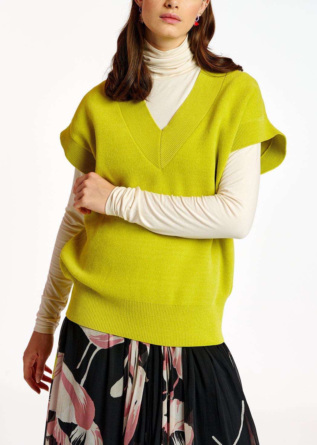 Lime green V-neck short-sleeved sweater RE—SSENTIEL | Essentiel second hand