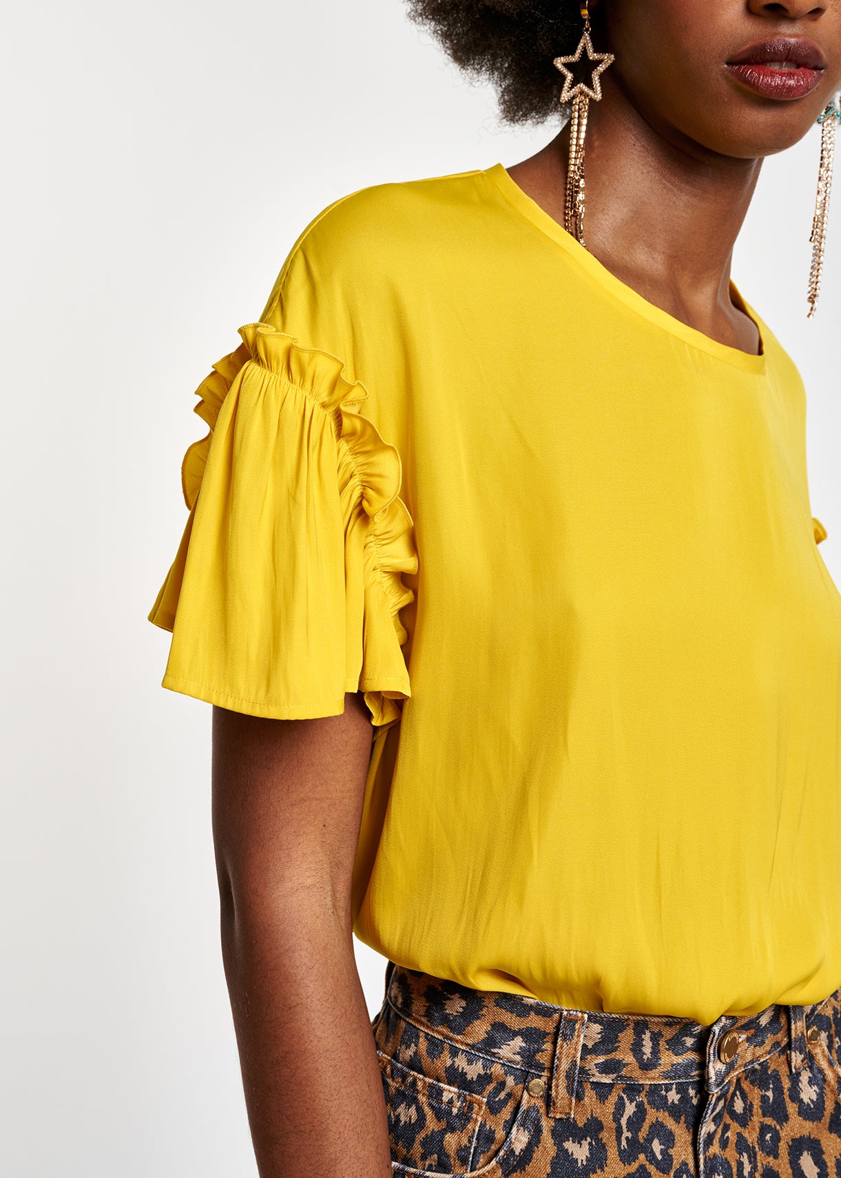 Top jaune à manches courtes avec ruches RE—SSENTIEL | Essentiel second hand