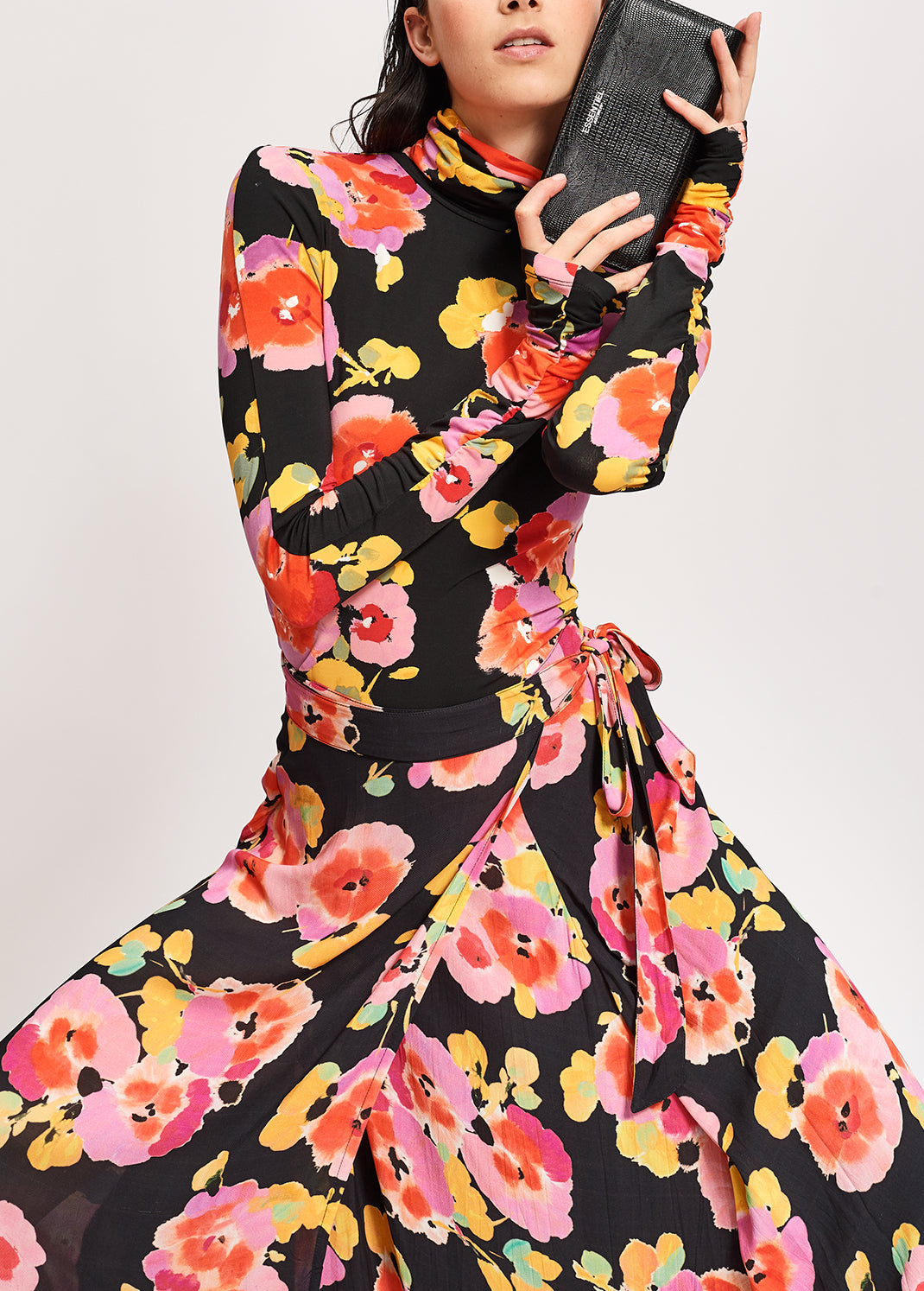 Black turtleneck top with floral-print RE—SSENTIEL | Essentiel second hand