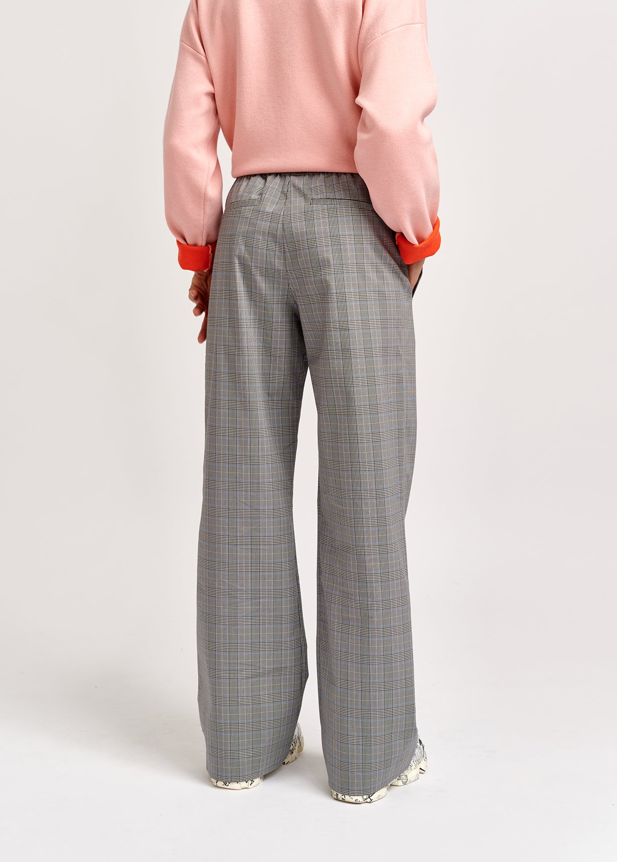 Pantalon de jogging gris au motif tartan RE—SSENTIEL | Essentiel second hand