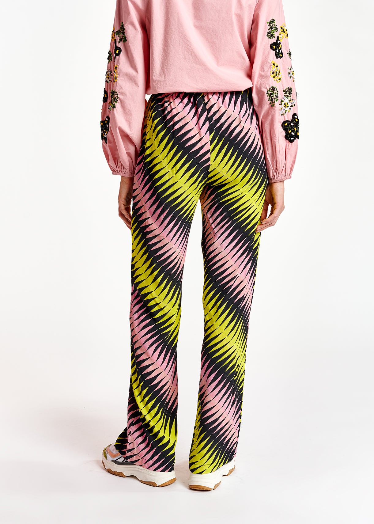 Pantalon à imprimé graphique rose, noir et jaune RE—SSENTIEL | Essentiel second hand