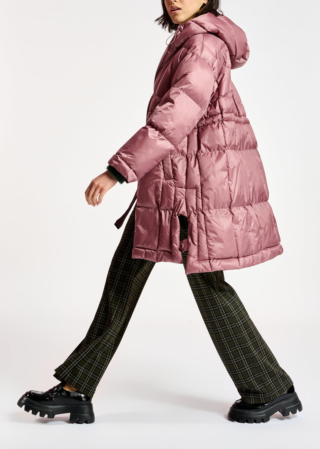 Vintage pink hooded puffer coat RE—SSENTIEL | Essentiel second hand