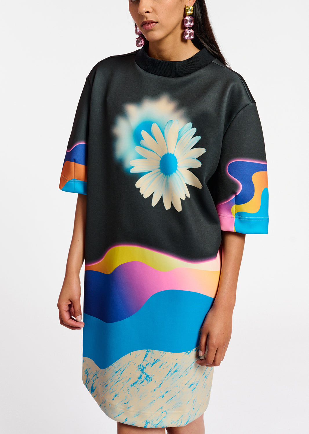 Black knee-length dress with multicolor print RE—SSENTIEL | Essentiel second hand