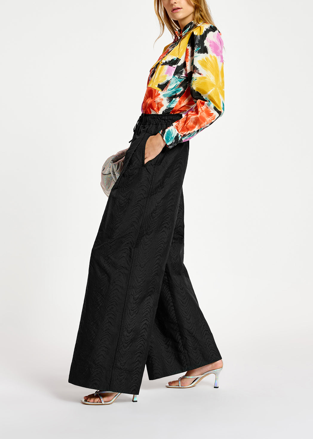 Black, orange and yellow floral print shirt RE—SSENTIEL | Essentiel second hand