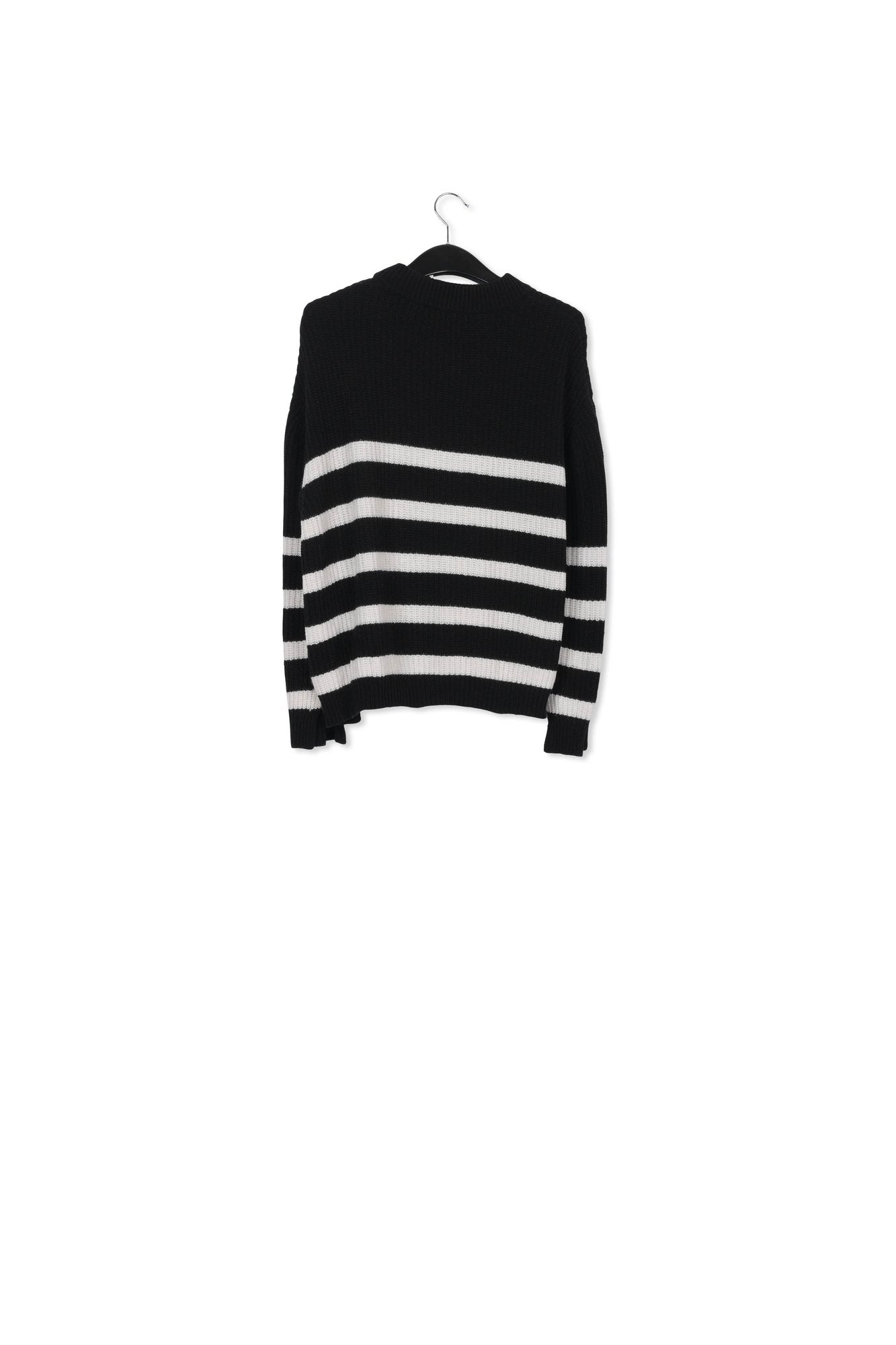 Pull oversize en tricot à rayures noir et blanc RE—SSENTIEL | Essentiel second hand