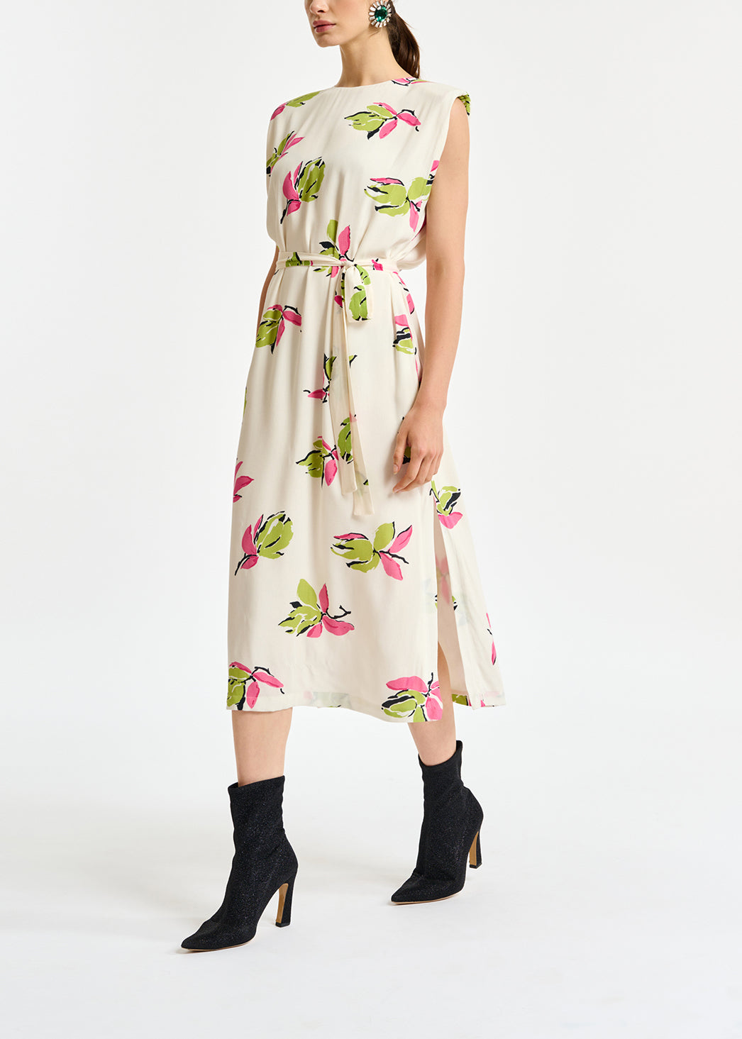 Gebroken witte midi-bloemenjurk met schoudervulling RE—SSENTIEL | Essentiel second hand