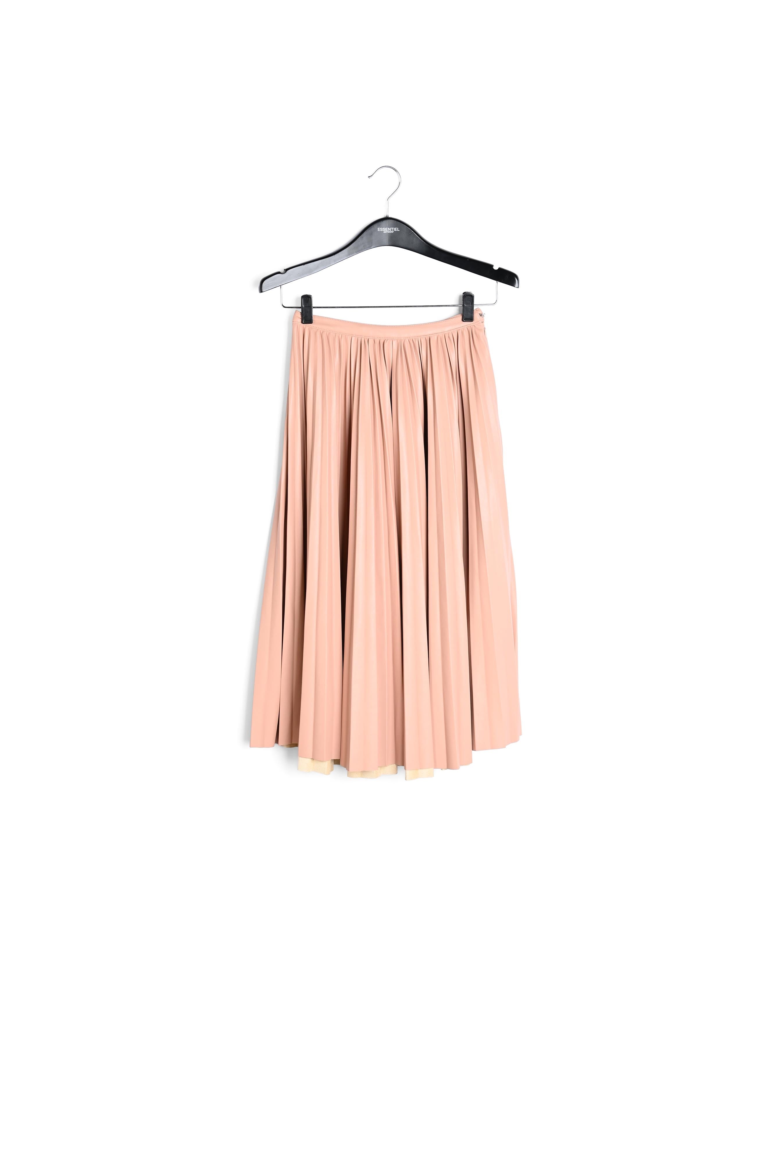 Jupe plissée en faux cuir rose RE—SSENTIEL | Essentiel second hand