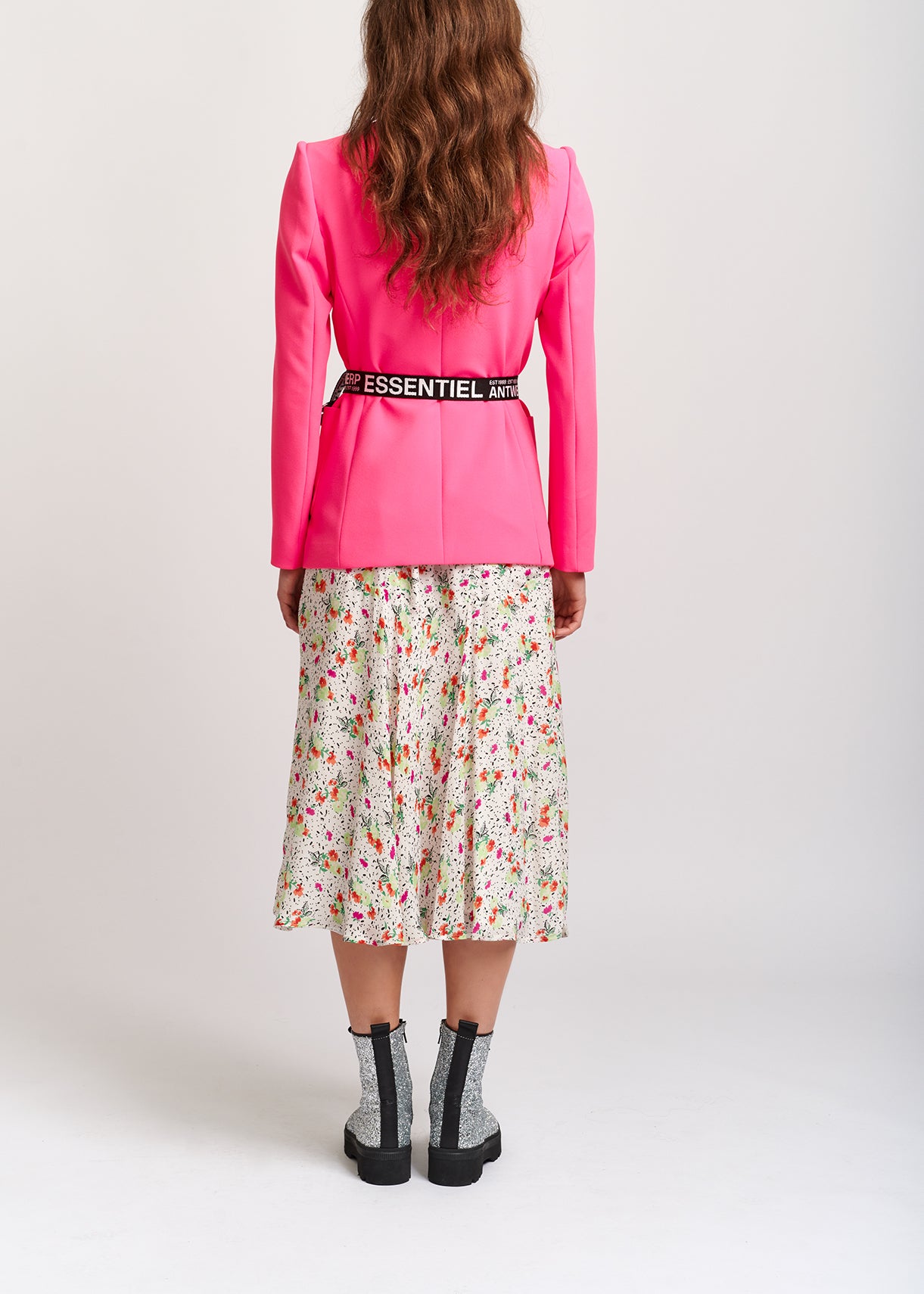 Veste cintrée rose fluo RE—SSENTIEL | Essentiel second hand