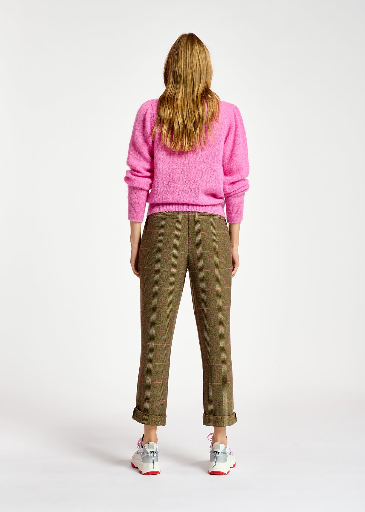 Pantalon brun à carreaux beiges et roses RE—SSENTIEL | Essentiel second hand