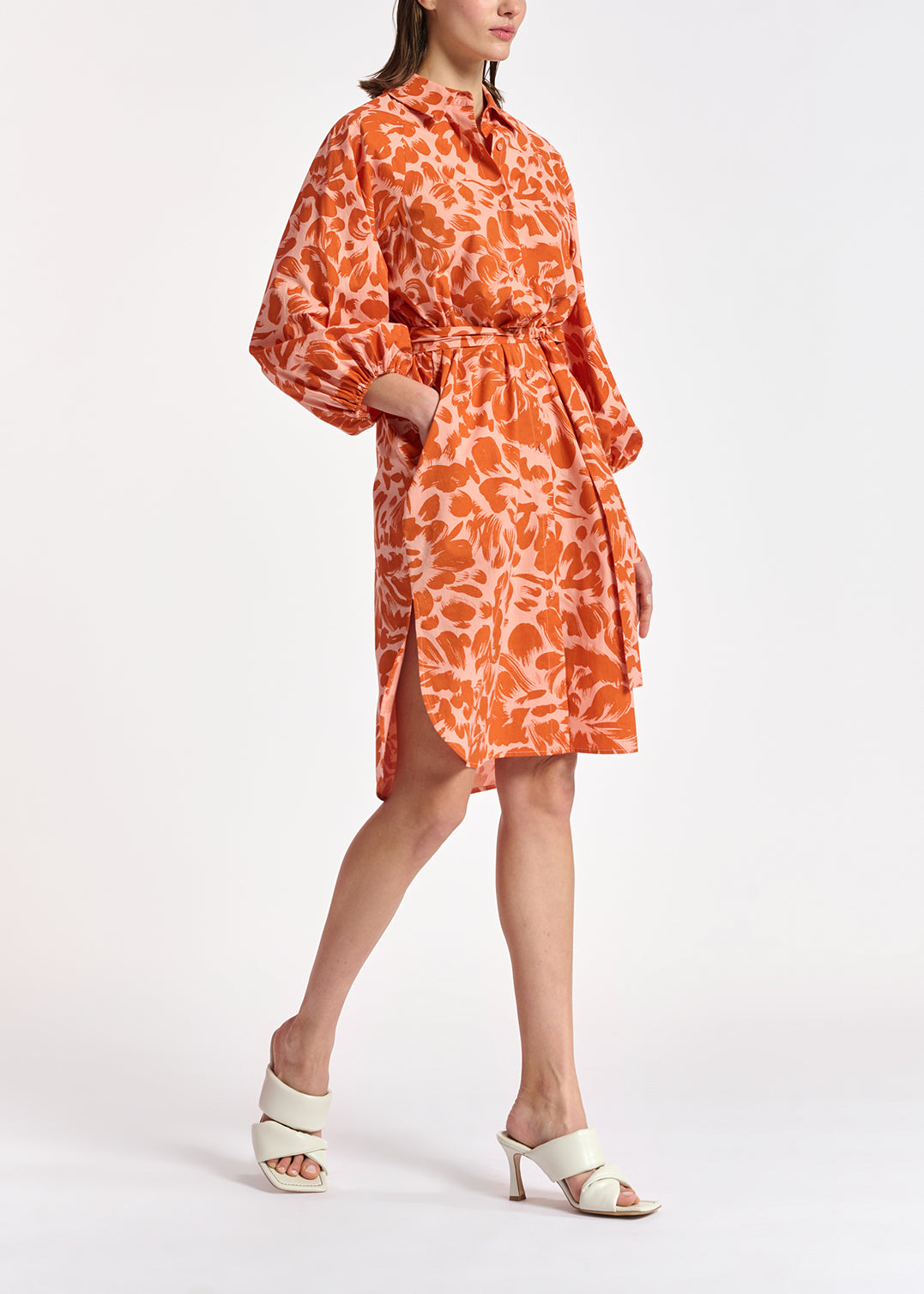 Mini-jurk met lichtroze en oranje bloemenprint RE—SSENTIEL | Essentiel second hand