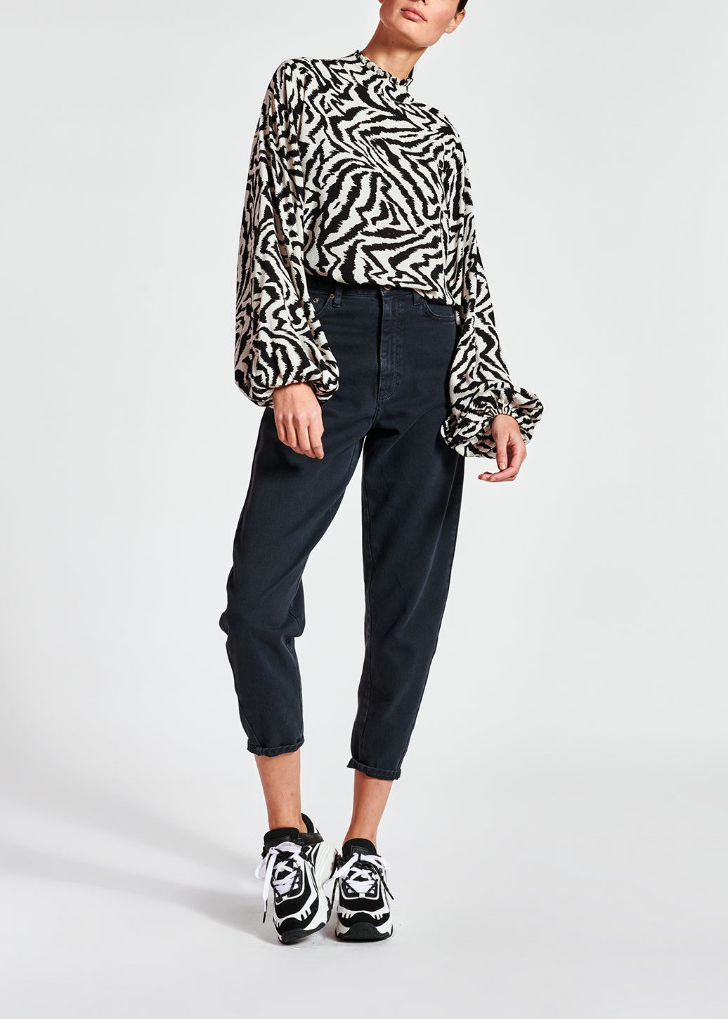 Black high waist loose-fit jeans RE—SSENTIEL | Essentiel second hand