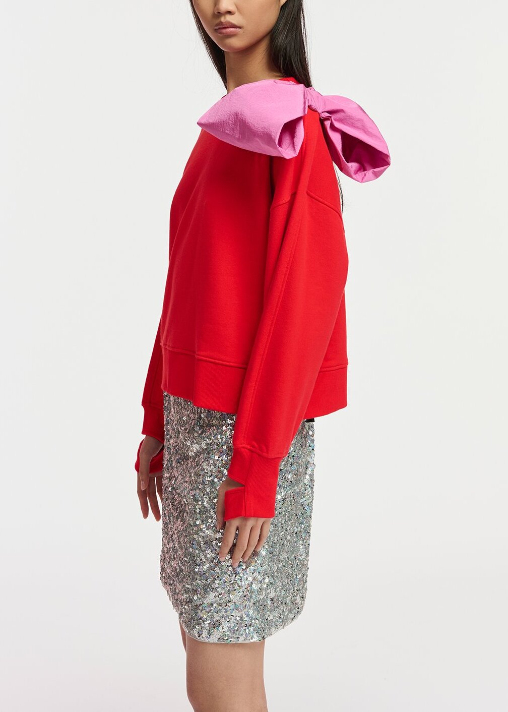 Sweatshirt rouge avec noeud rose RE—SSENTIEL | Essentiel second hand