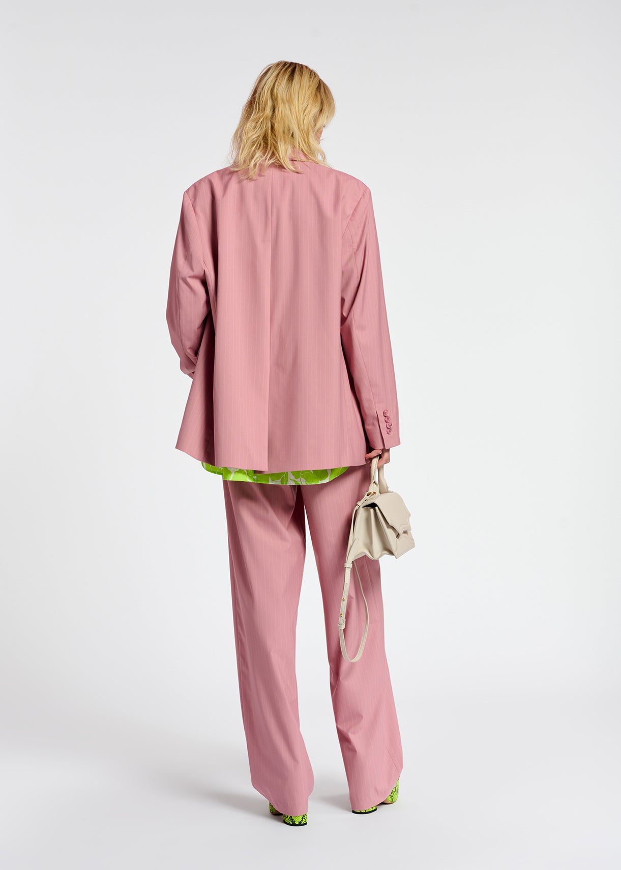 Blazer rose oversize aux rayures fines RE—SSENTIEL | Essentiel second hand