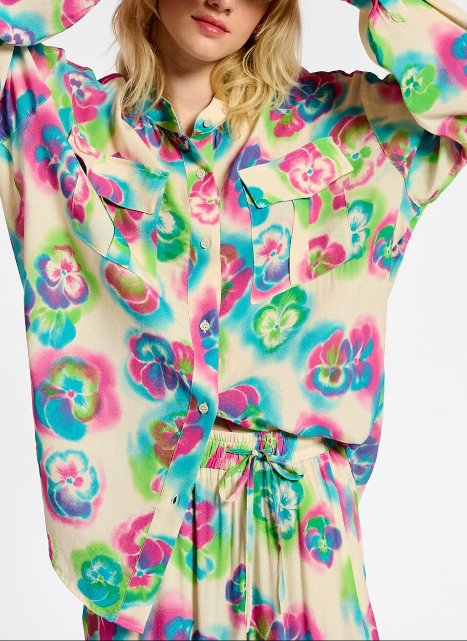 Multicolor oversized shirt with floral print RE—SSENTIEL | Essentiel second hand