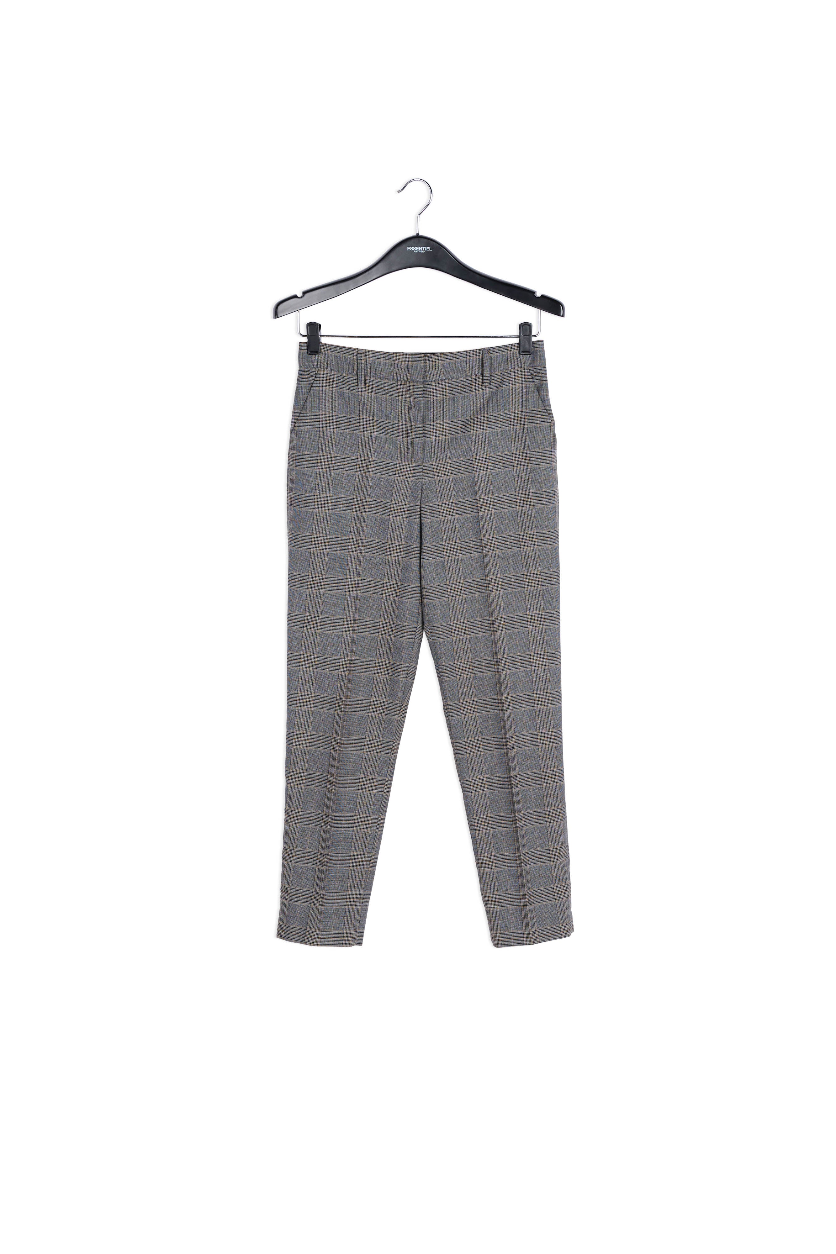 Fitted pants RE—SSENTIEL | Essentiel second hand