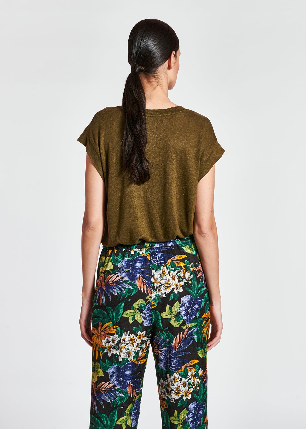 Khaki green linen relaxed-fit T-shirt RE—SSENTIEL | Essentiel second hand