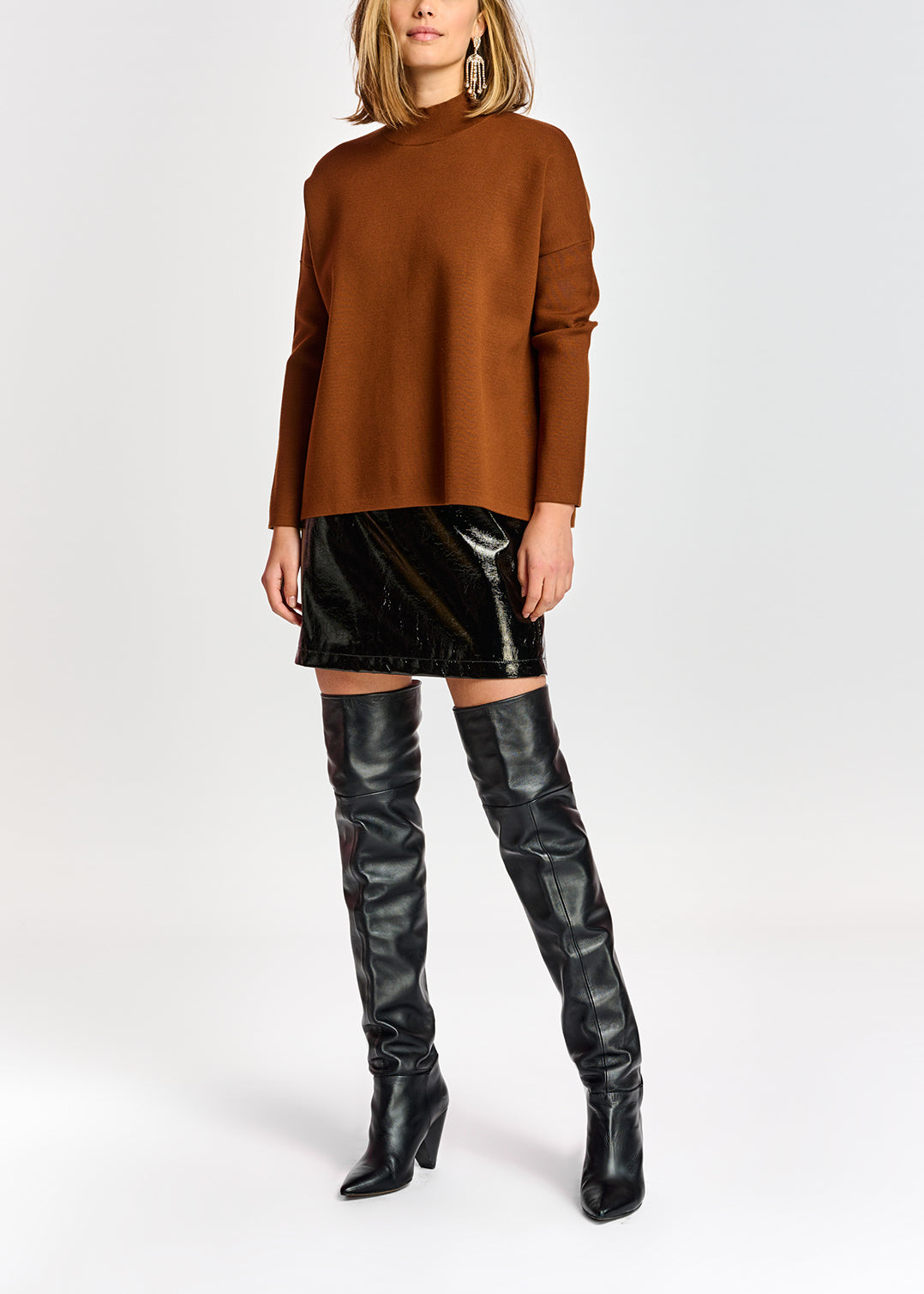 Pull brun à col roulé RE—SSENTIEL | Essentiel second hand