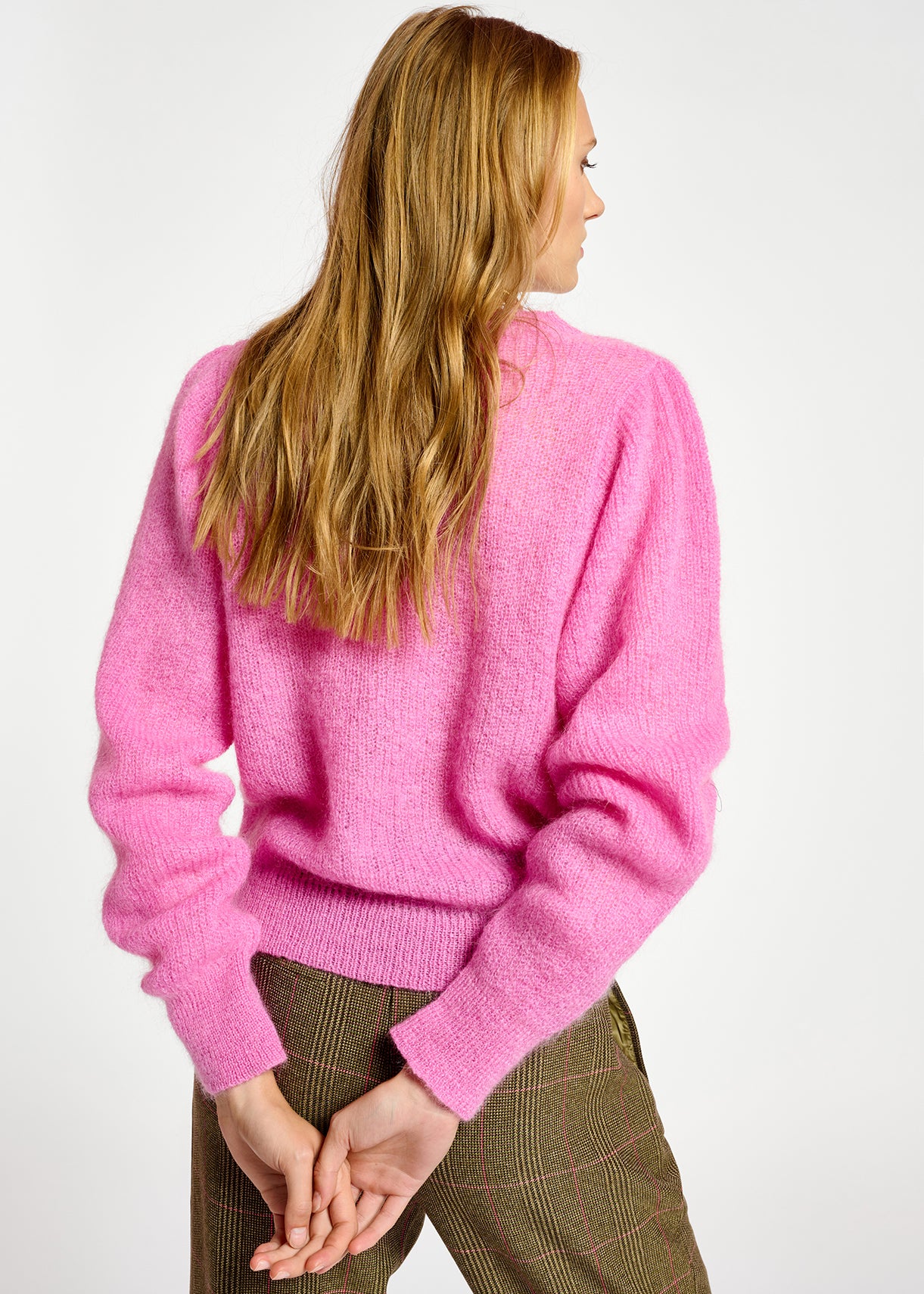 Neon pink mohair-blend knit sweater with puffed shoulders RE—SSENTIEL | Essentiel second hand