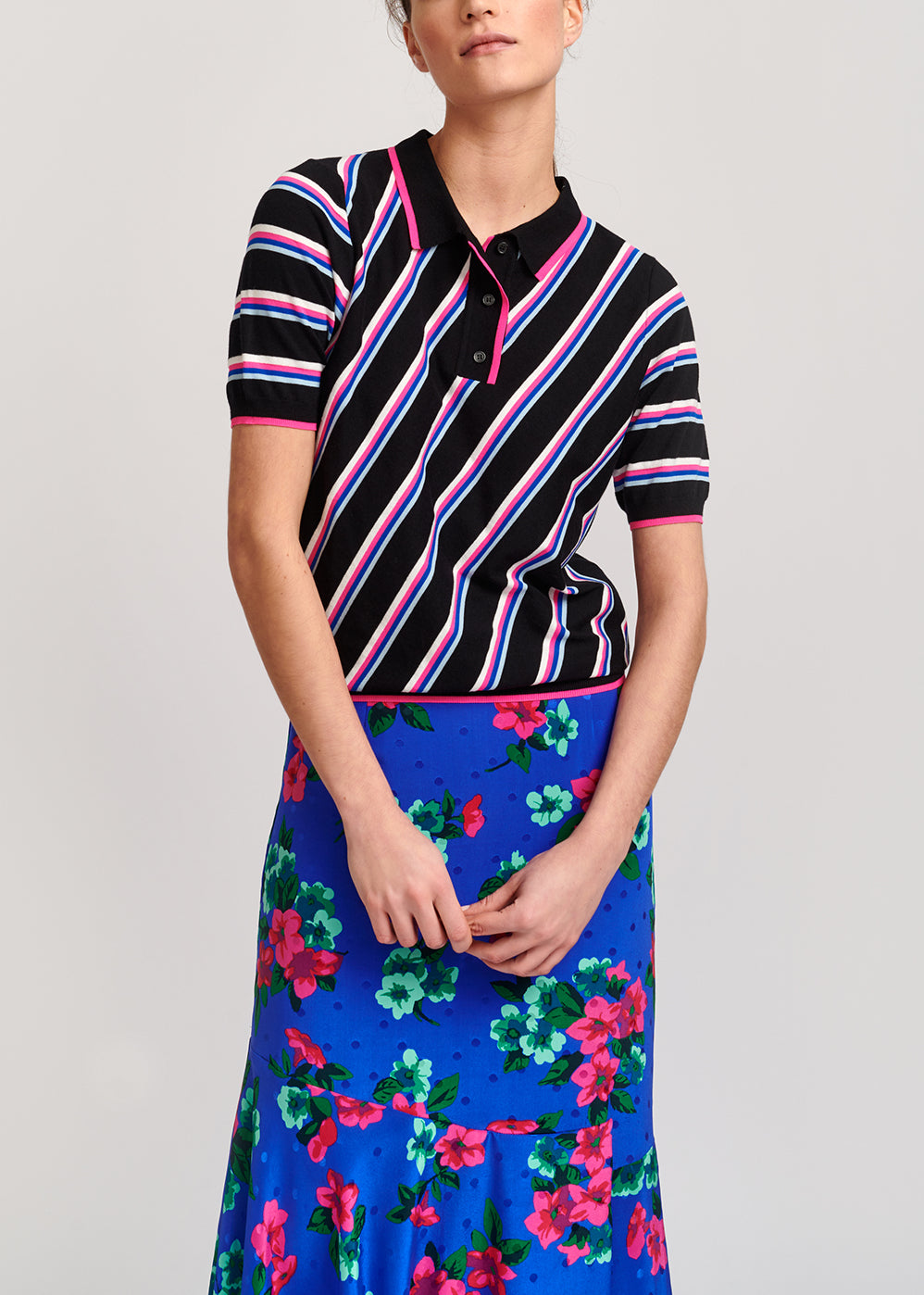 Black polo shirt with neon stripes RE—SSENTIEL | Essentiel second hand