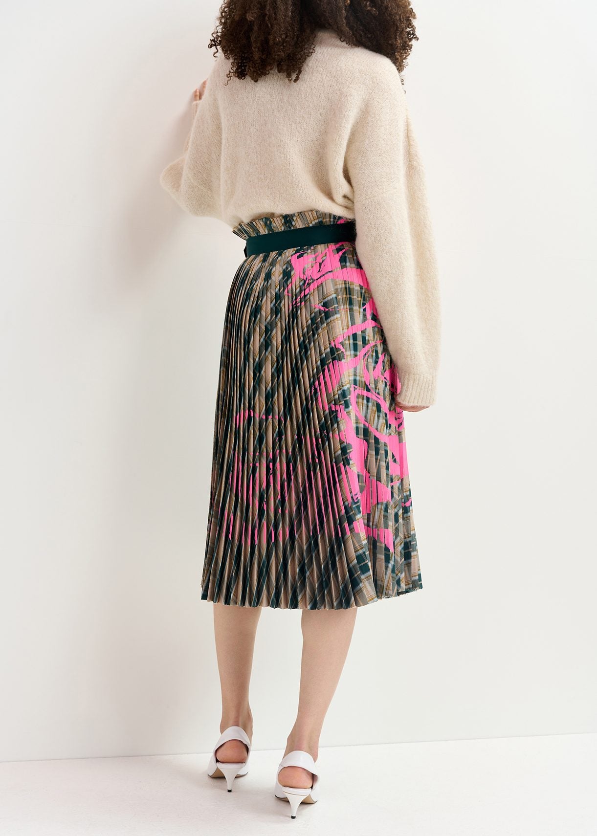 Beige and dark green checked pleated skirt with floral print RE—SSENTIEL | Essentiel second hand