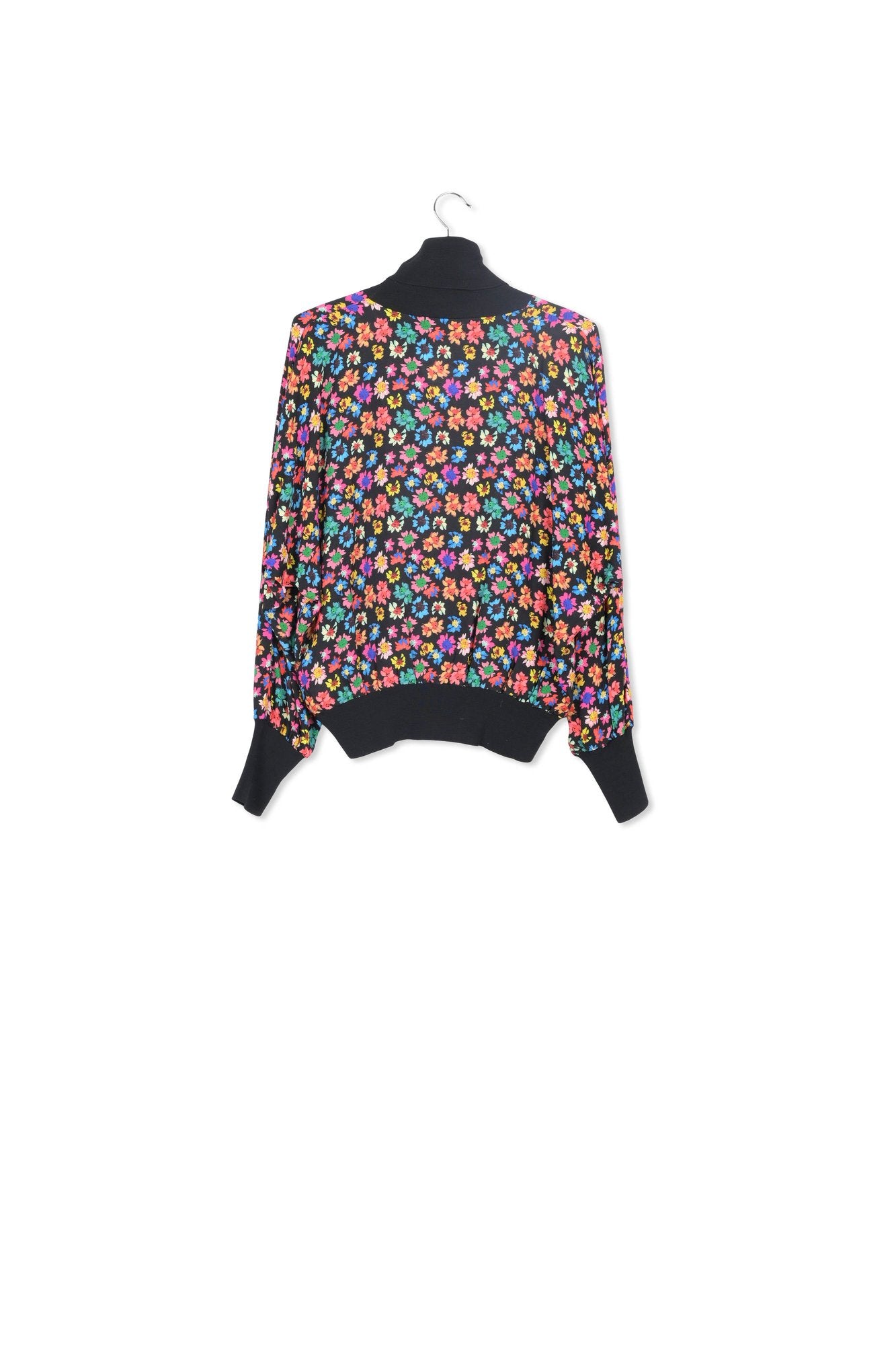 Zwarte bloementop met ribgebreide boorden RE—SSENTIEL | Essentiel second hand