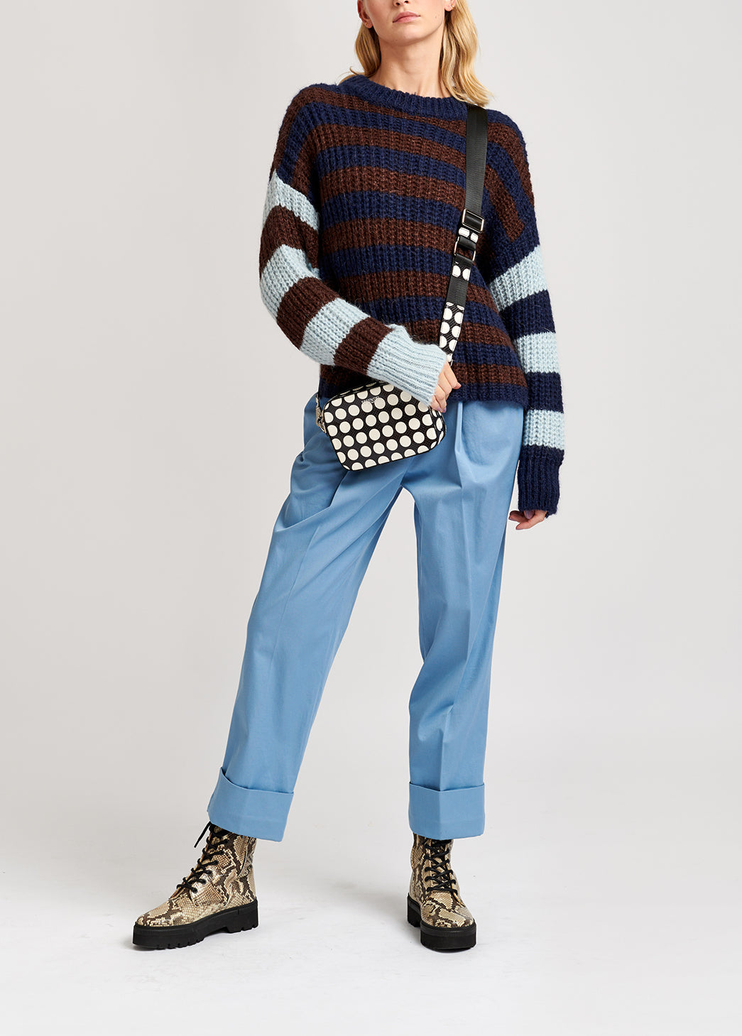 Pull en tricot côtelé à rayures bleu foncé, brun et bleu pâle RE—SSENTIEL | Essentiel second hand