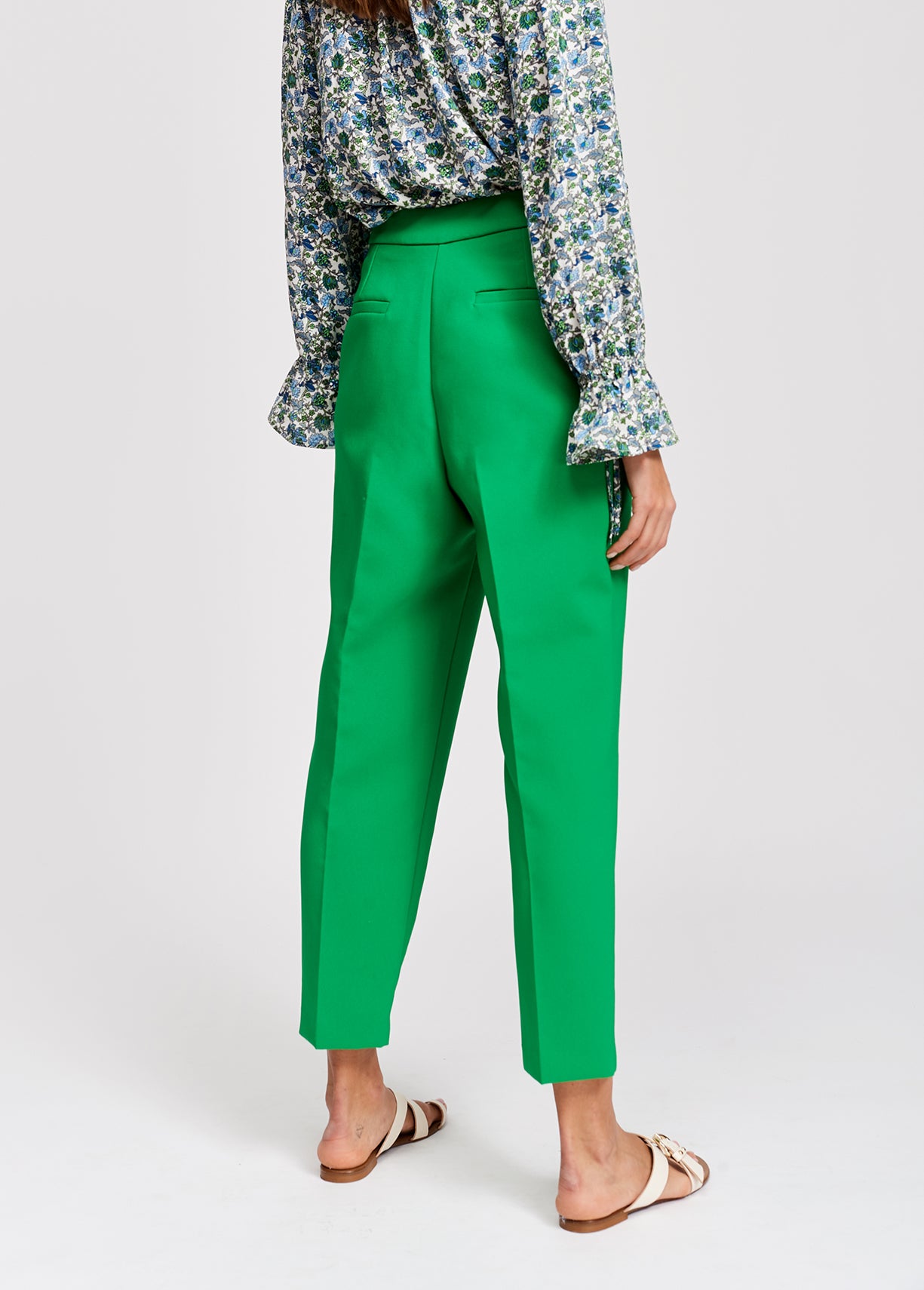 Green classic tailored trousers RE—SSENTIEL | Essentiel second hand