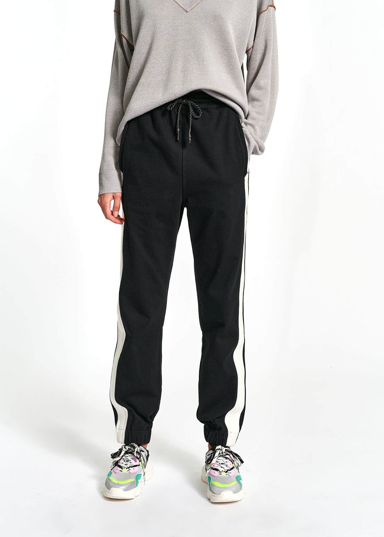 Zwarte joggingbroek met geribbelde band RE—SSENTIEL | Essentiel second hand