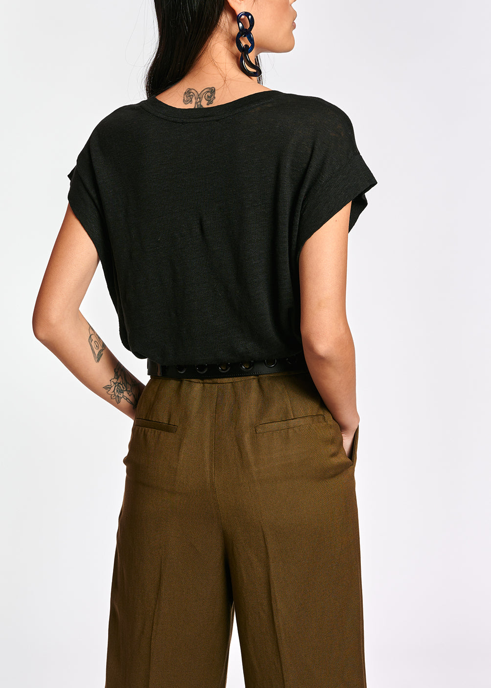 Black linen relaxed-fit T-shirt RE—SSENTIEL | Essentiel second hand