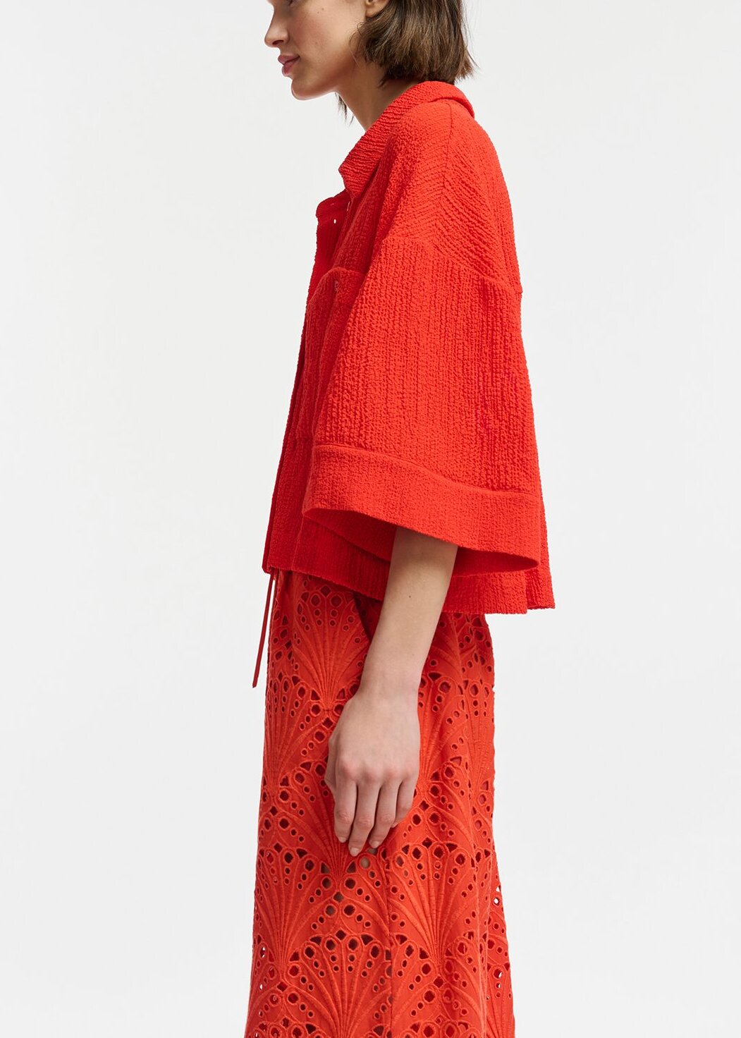 Rood kort overhemd in cloqué RE—SSENTIEL | Essentiel second hand