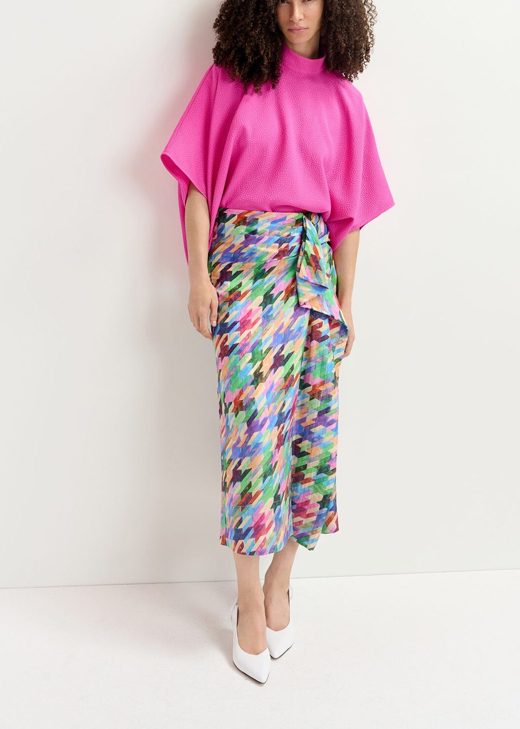 Fuchsia oversized top with stand-up collar RE—SSENTIEL | Essentiel second hand