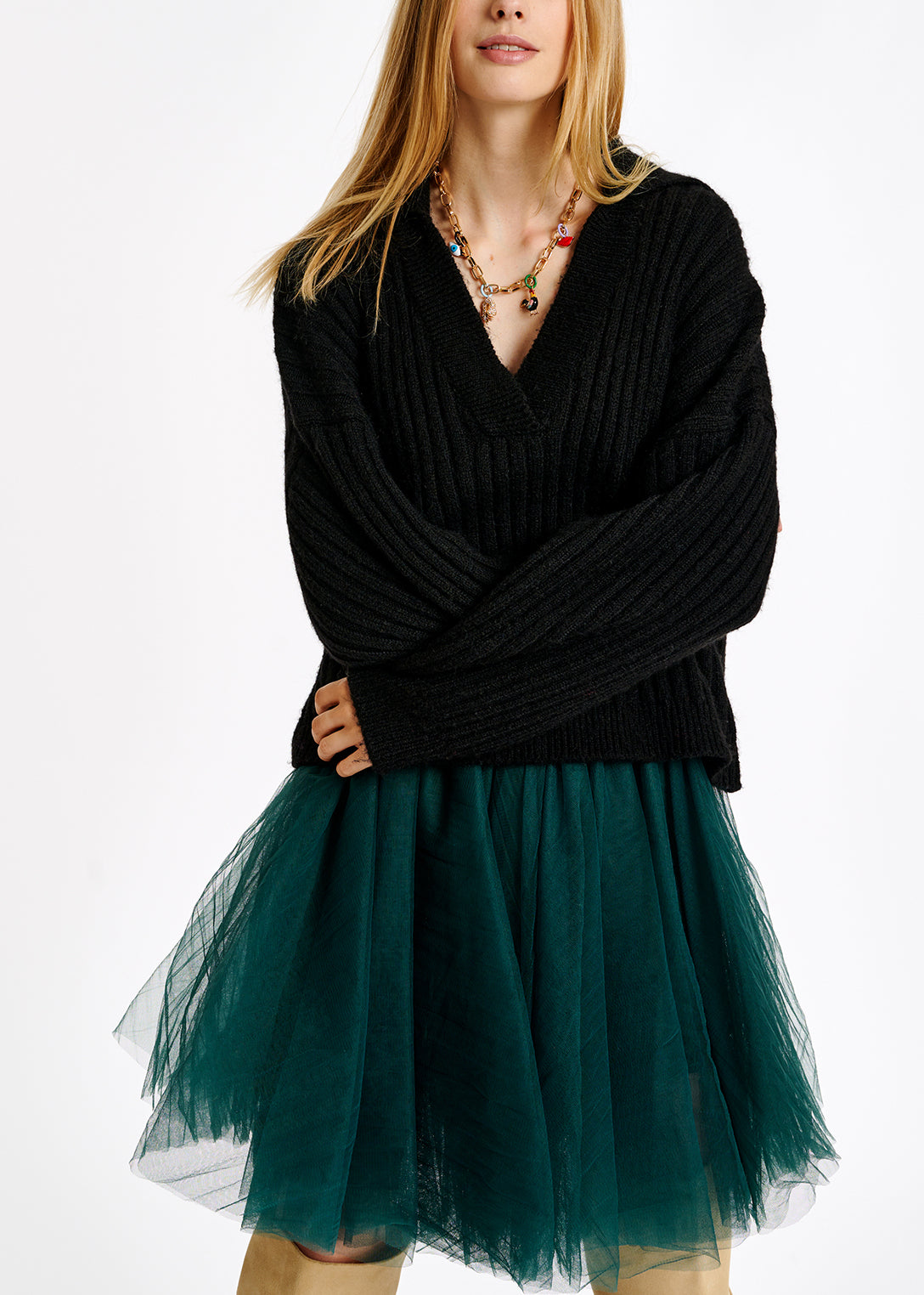 Black V-neck ribbed-knit sweater RE—SSENTIEL | Essentiel second hand