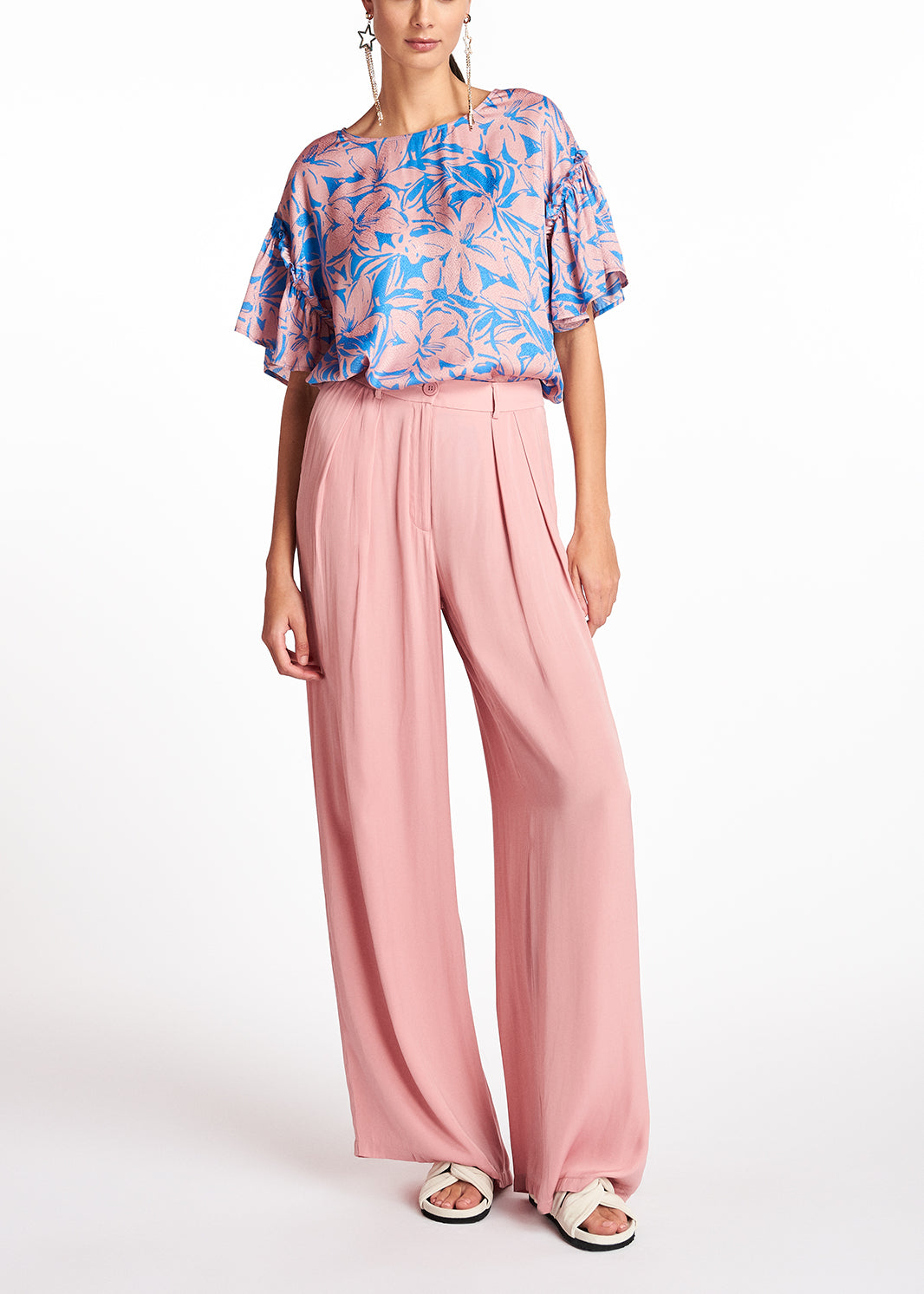 Light pink and floral short-sleeved top RE—SSENTIEL | Essentiel second hand