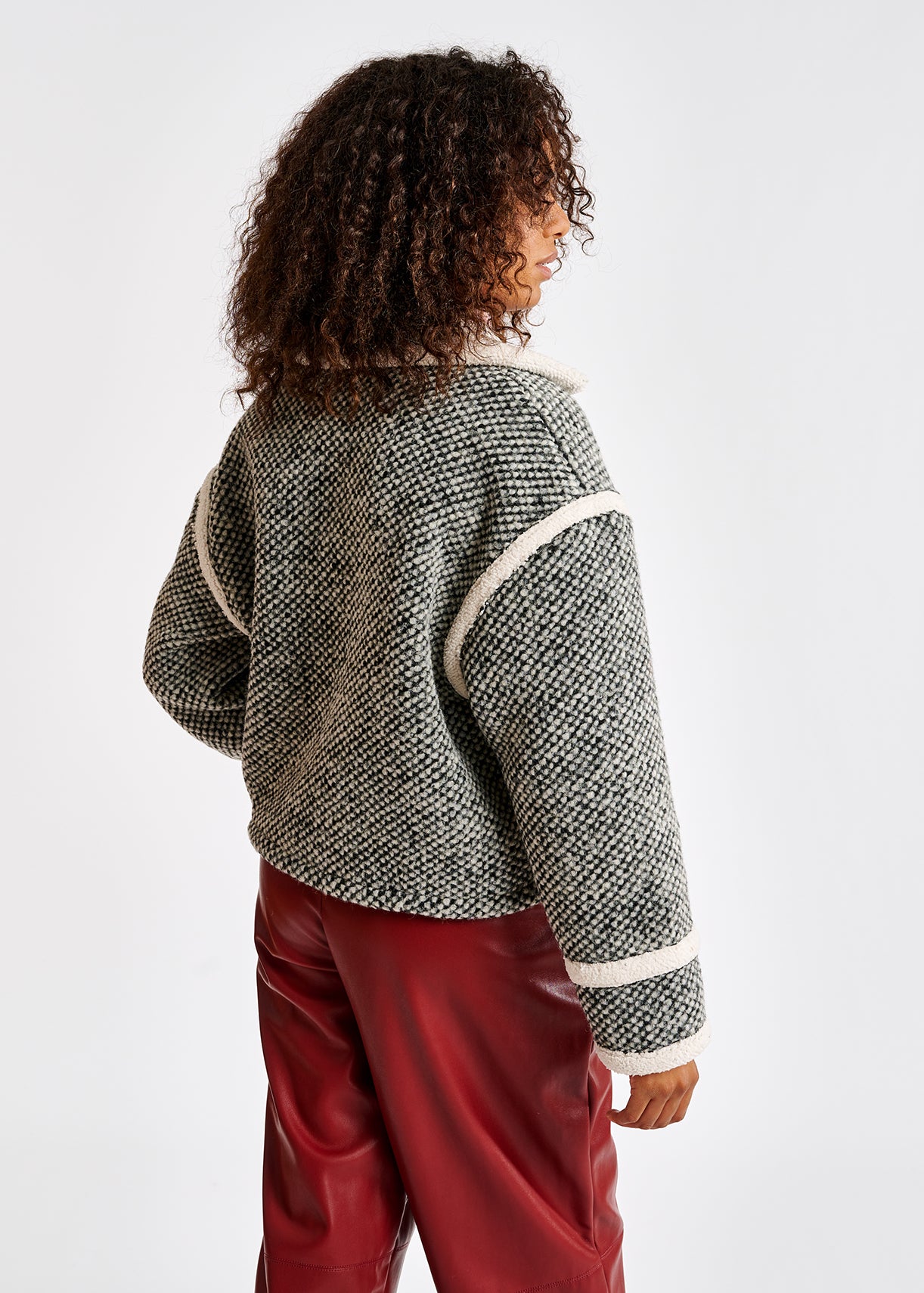 Black and off-white faux fur jacket RE—SSENTIEL | Essentiel second hand