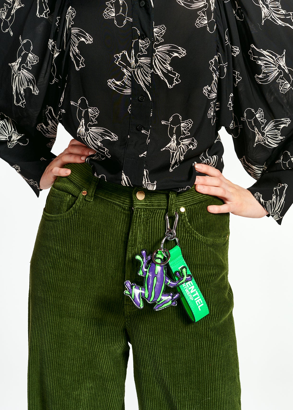 Black and off-white baloon sleeves print shirt RE—SSENTIEL | Essentiel second hand