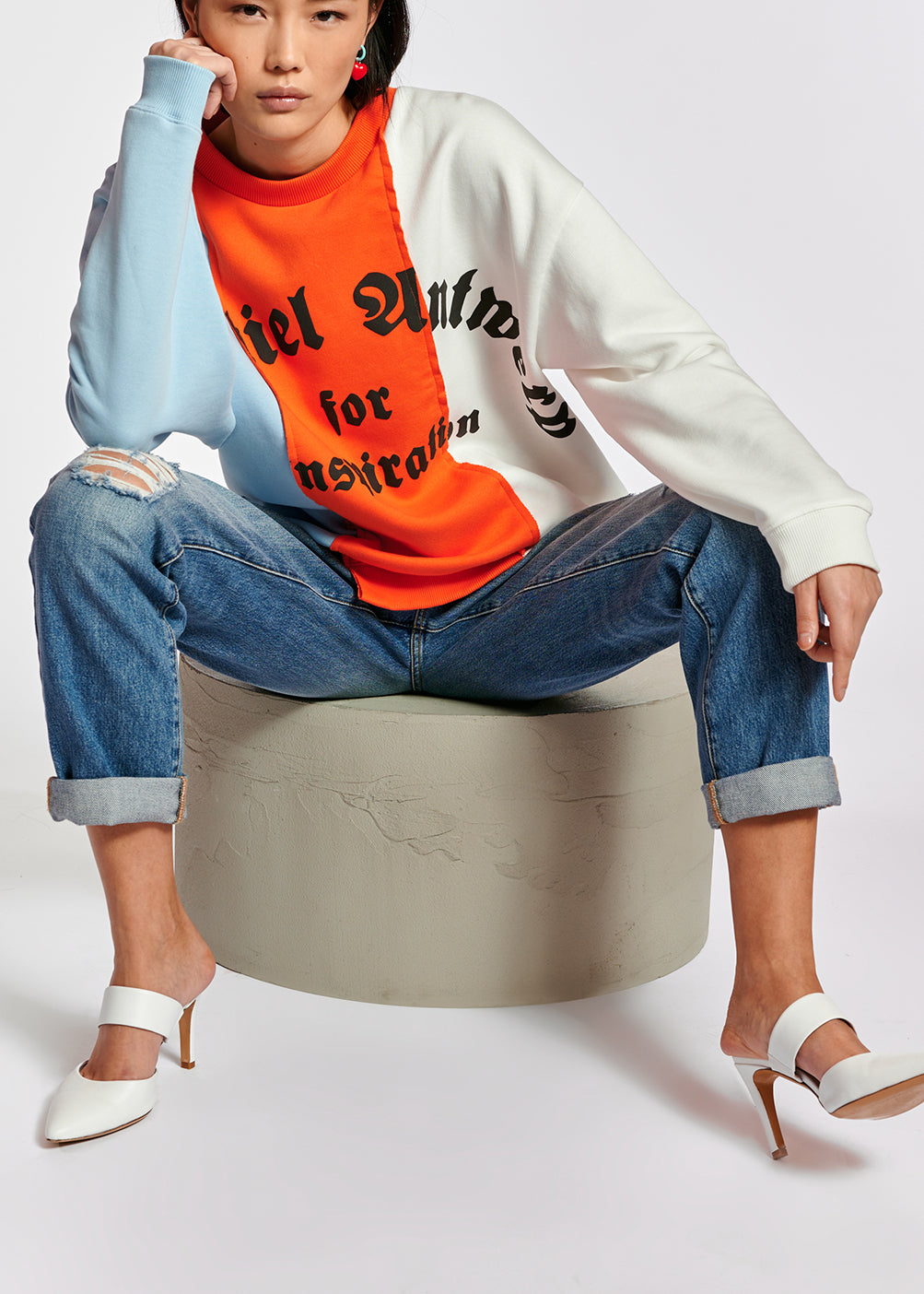 Light blue, orange and white patchwork sweatshirt RE—SSENTIEL | Essentiel second hand