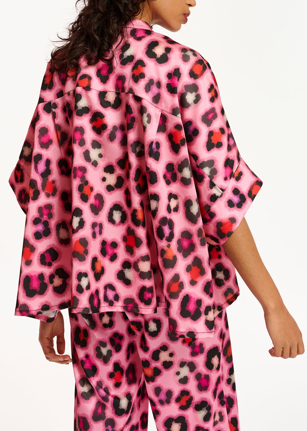 Chemise oversize rose à imprimé léopard multicolore RE—SSENTIEL | Essentiel second hand