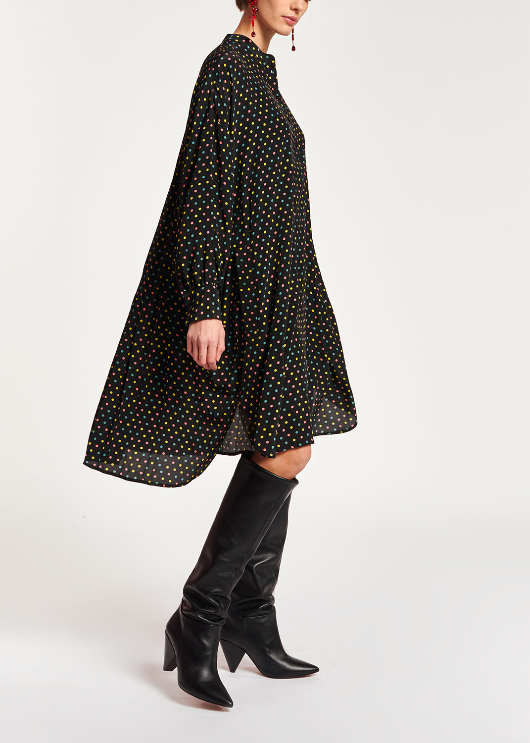 Robe chemise noire à pois au dos plissé RE—SSENTIEL | Essentiel second hand