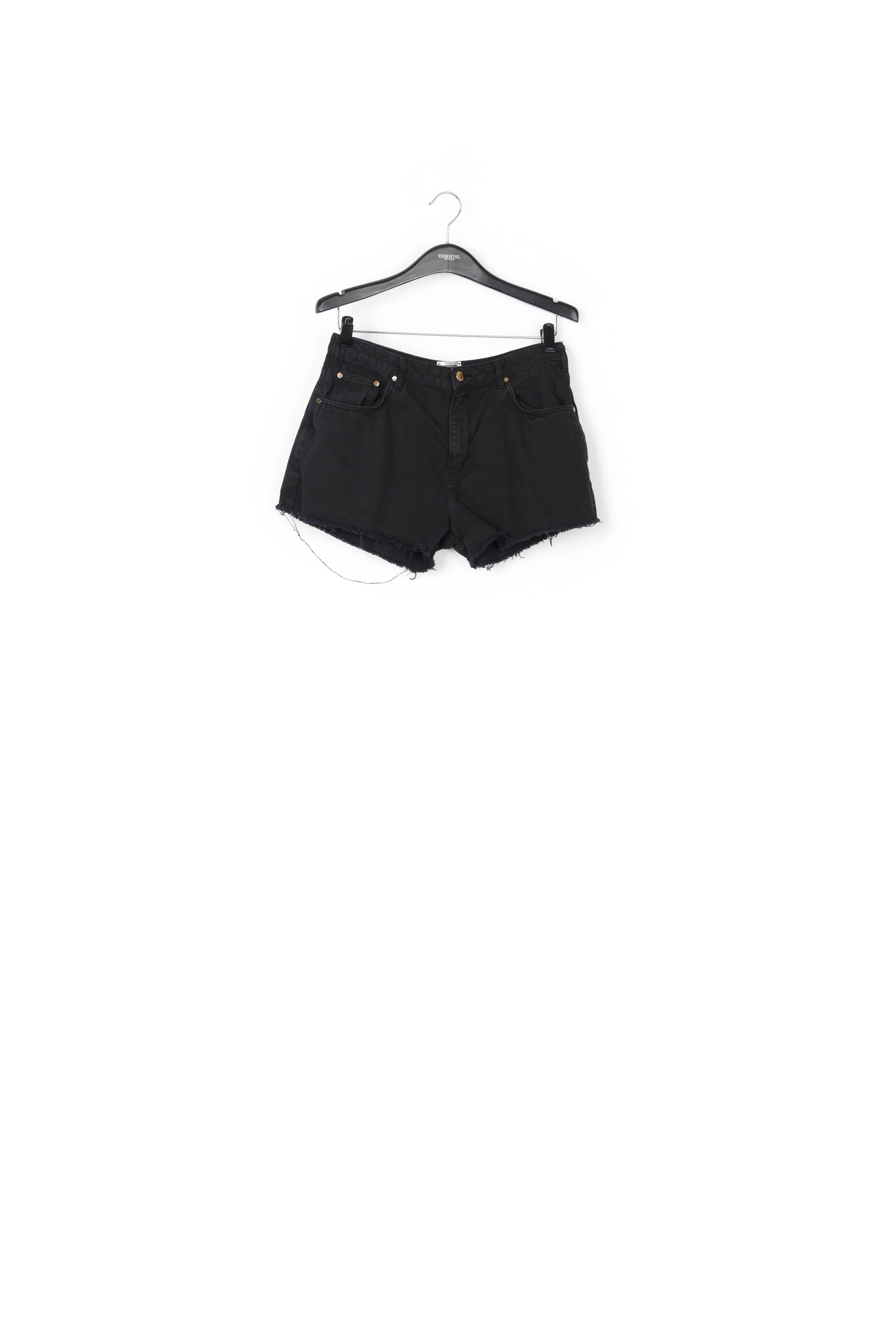 Short en jean noir effiloché RE—SSENTIEL | Essentiel second hand