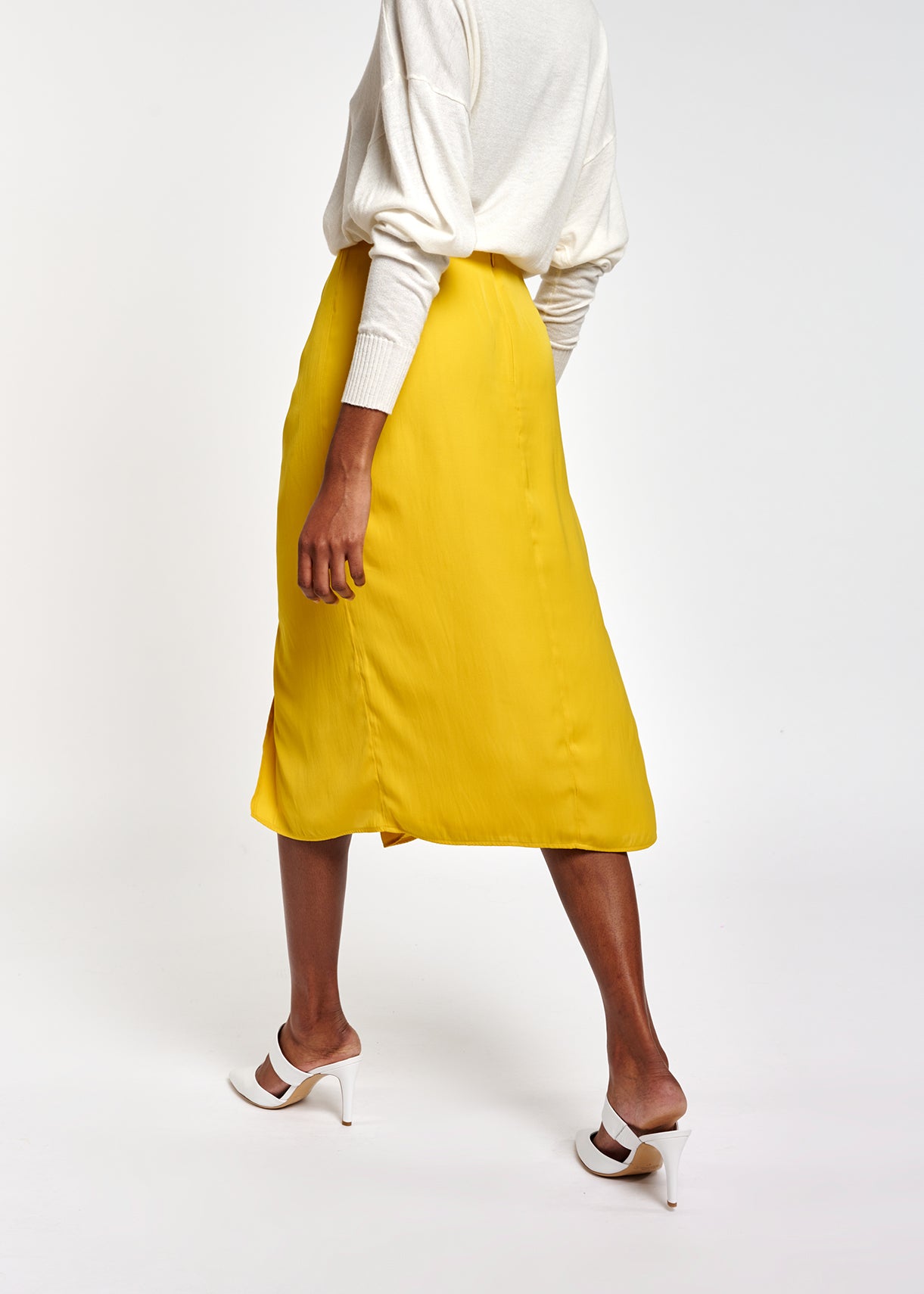 Zeveraar jupe RE—SSENTIEL | Essentiel second hand