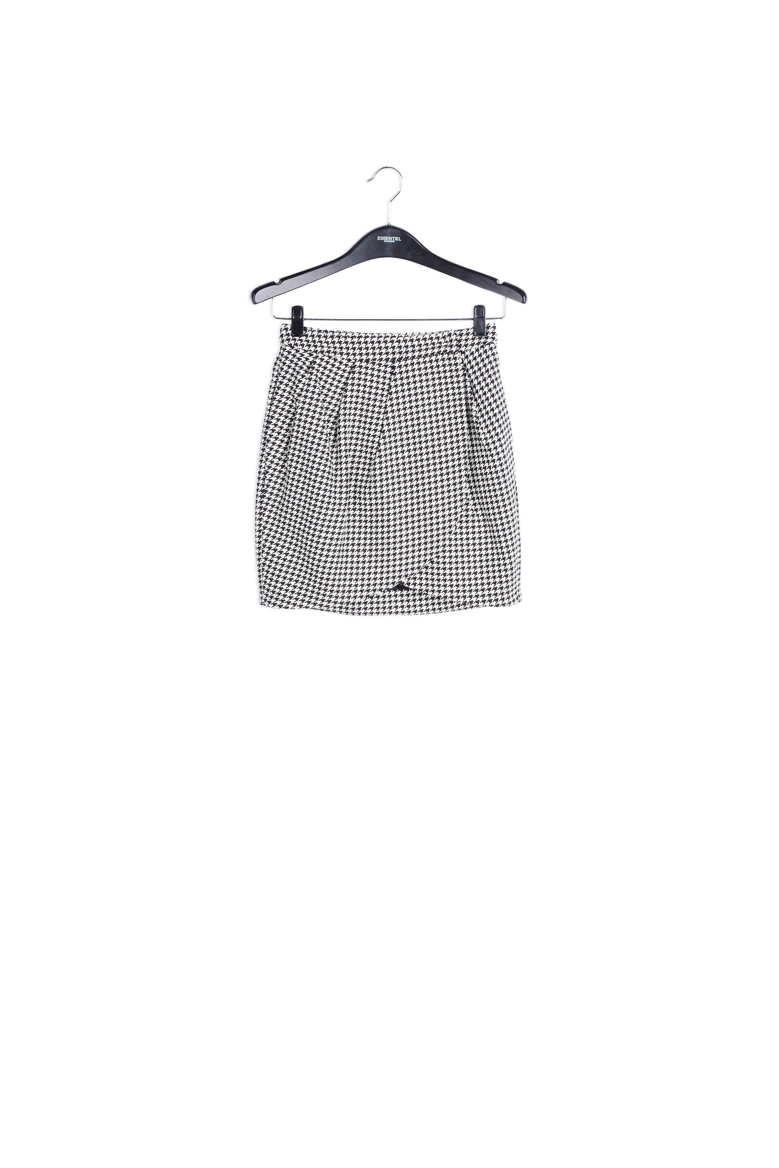 Black and white tulip mini skirt RE—SSENTIEL | Essentiel second hand